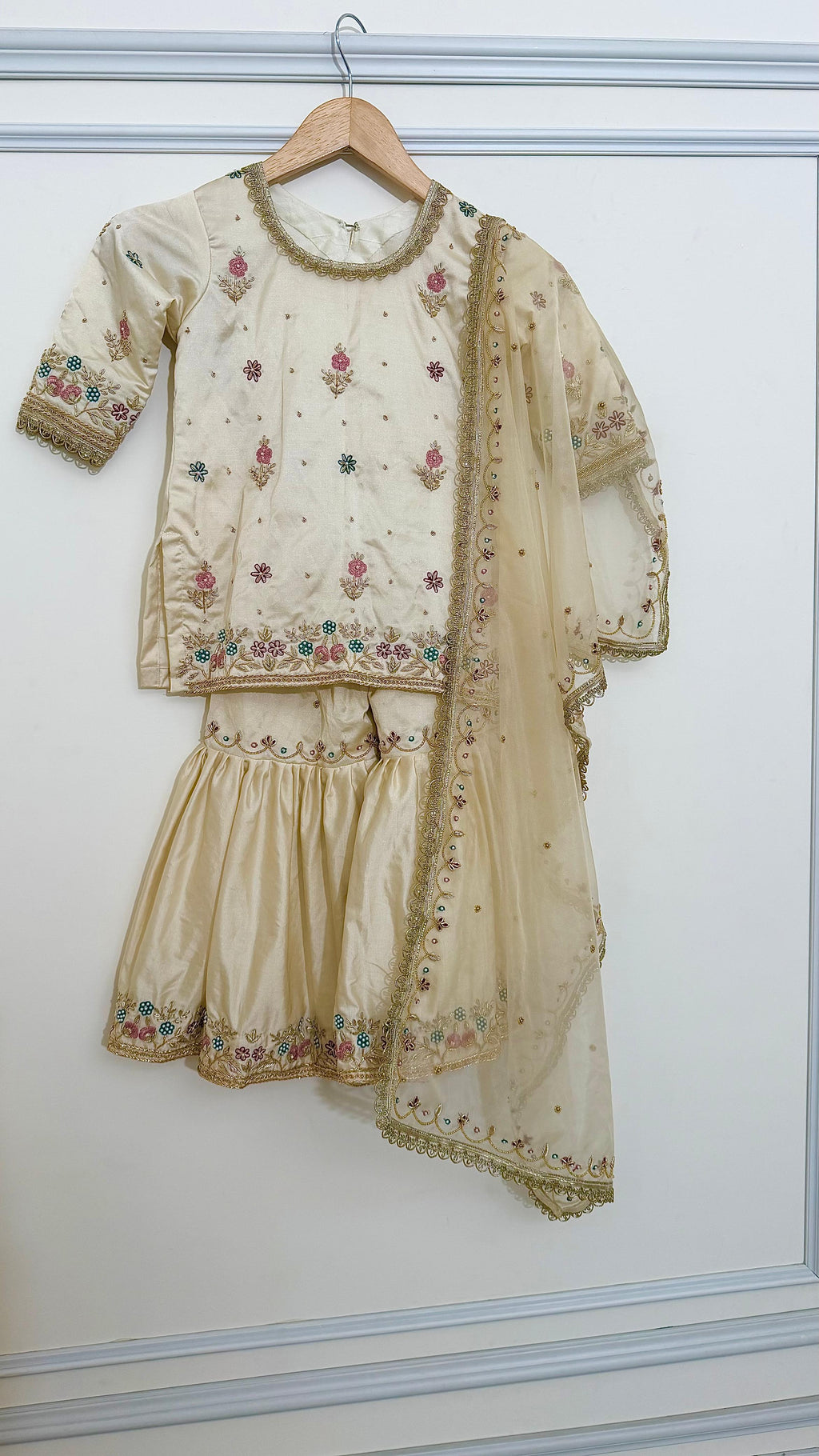 IVORY SHADE PURE ZARDOZI GHARARA