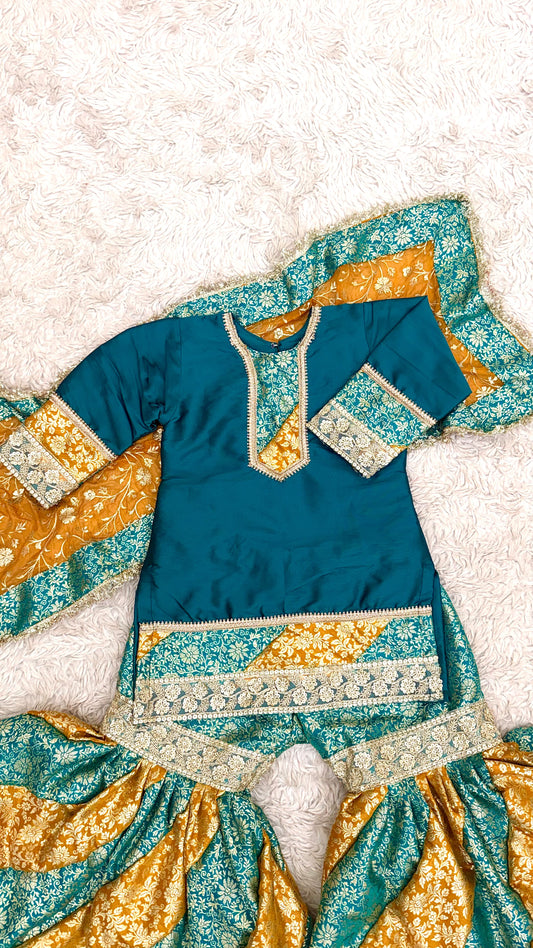 PASTLE RAMA CONTRAST MOTHER DAUGHTER COMBO GHARARA