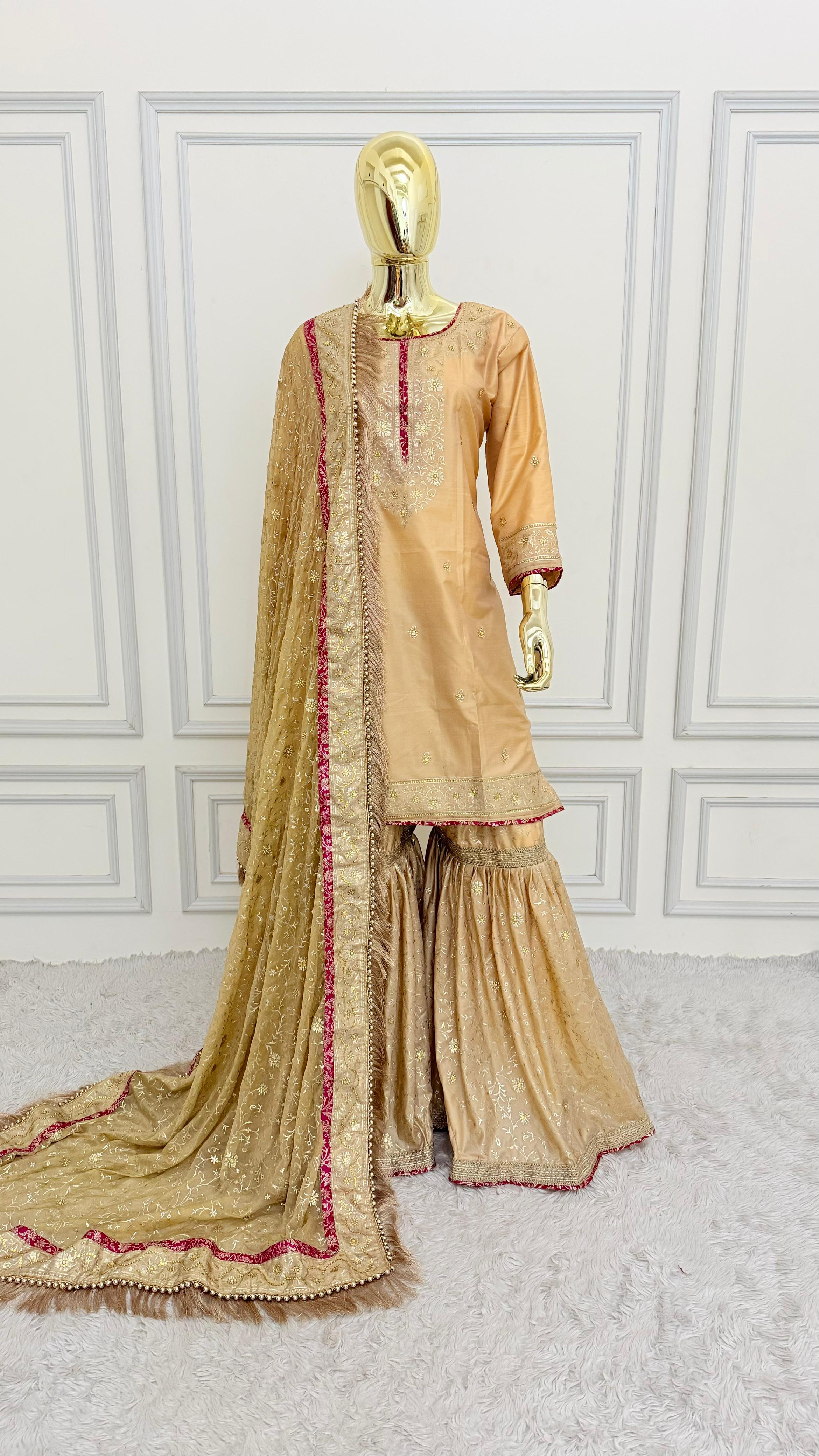 CONTRAST PIPING GHARARA