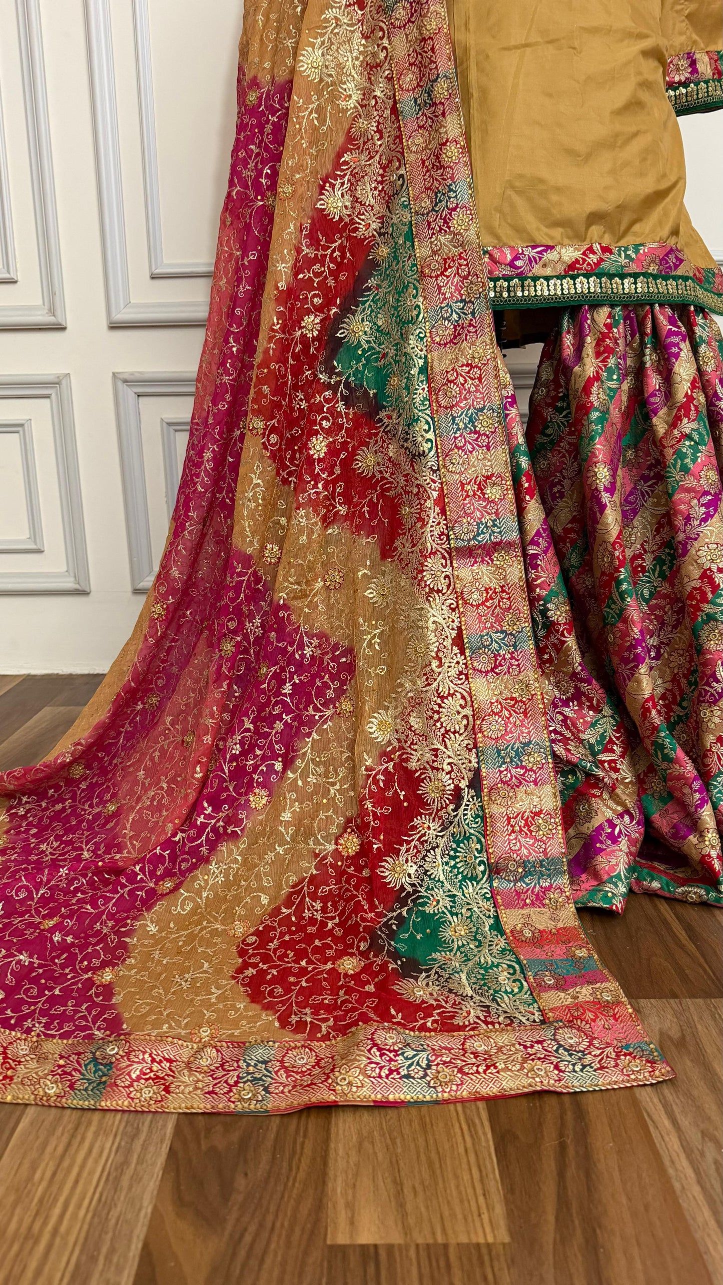 MULTI STRIPE CHATAPATI GHARARA