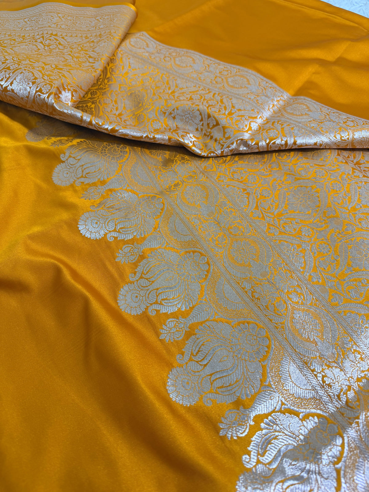 MUSTARD COLOR UNADORN SAREE