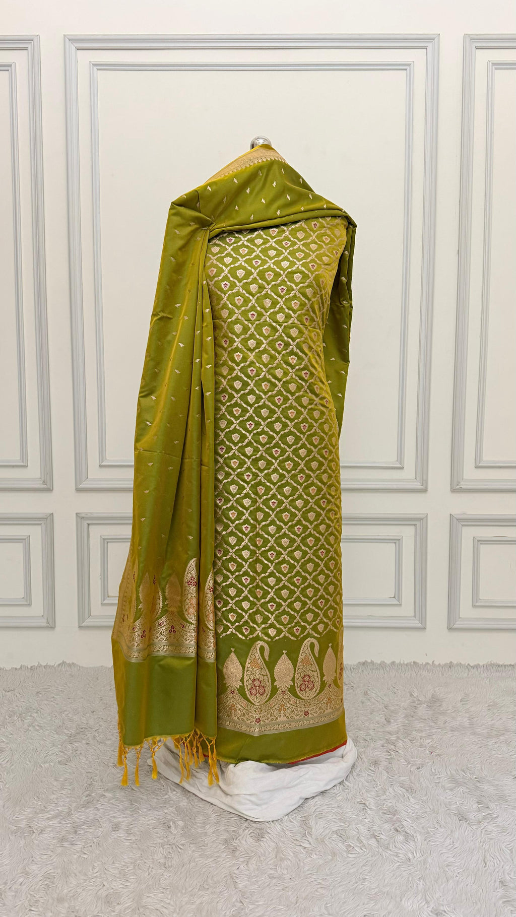 APPLE GREEN COLOR MEENEDAR 3 PIECE SUIT
