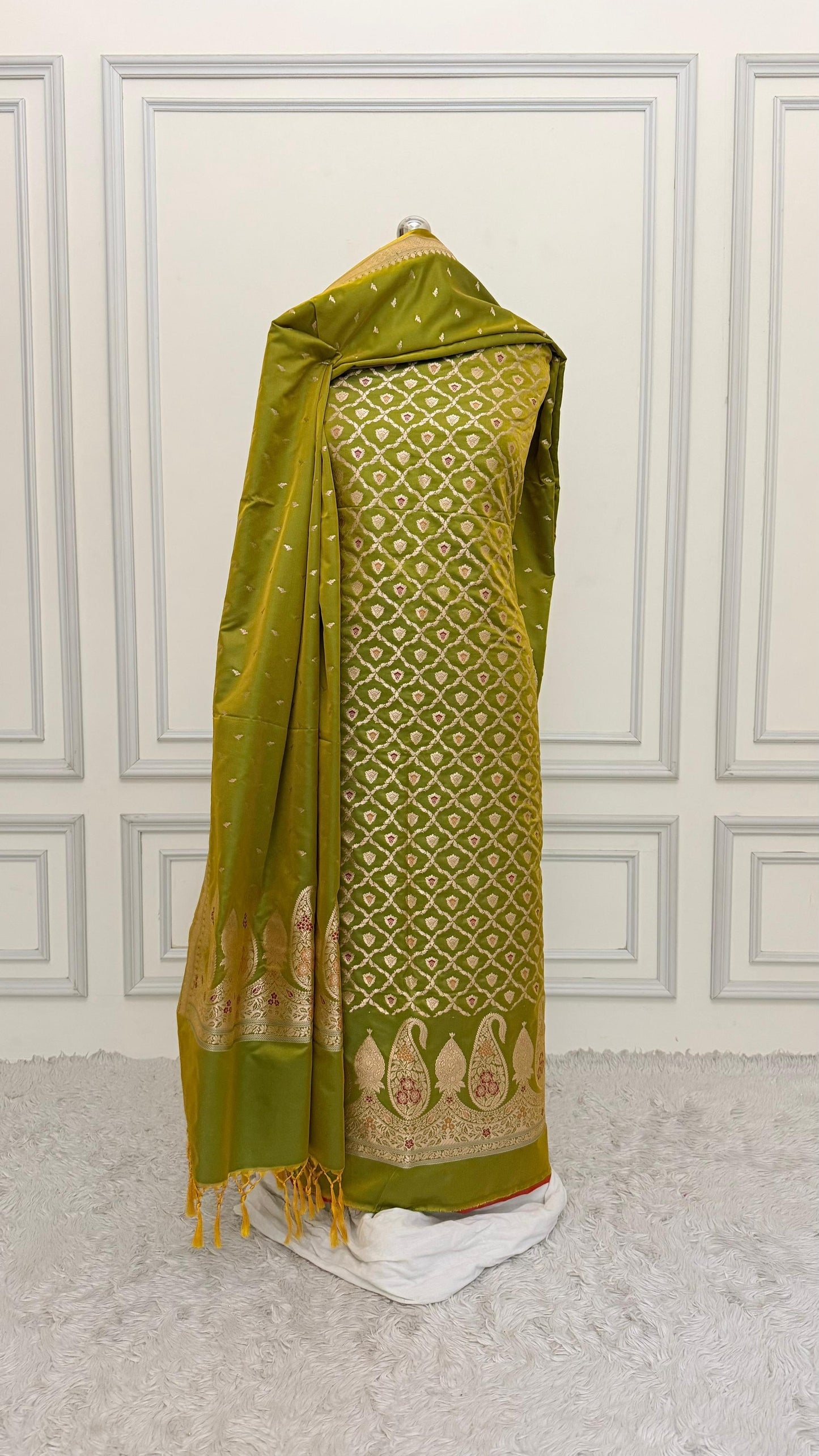 APPLE GREEN COLOR MEENEDAR 3 PIECE SUIT