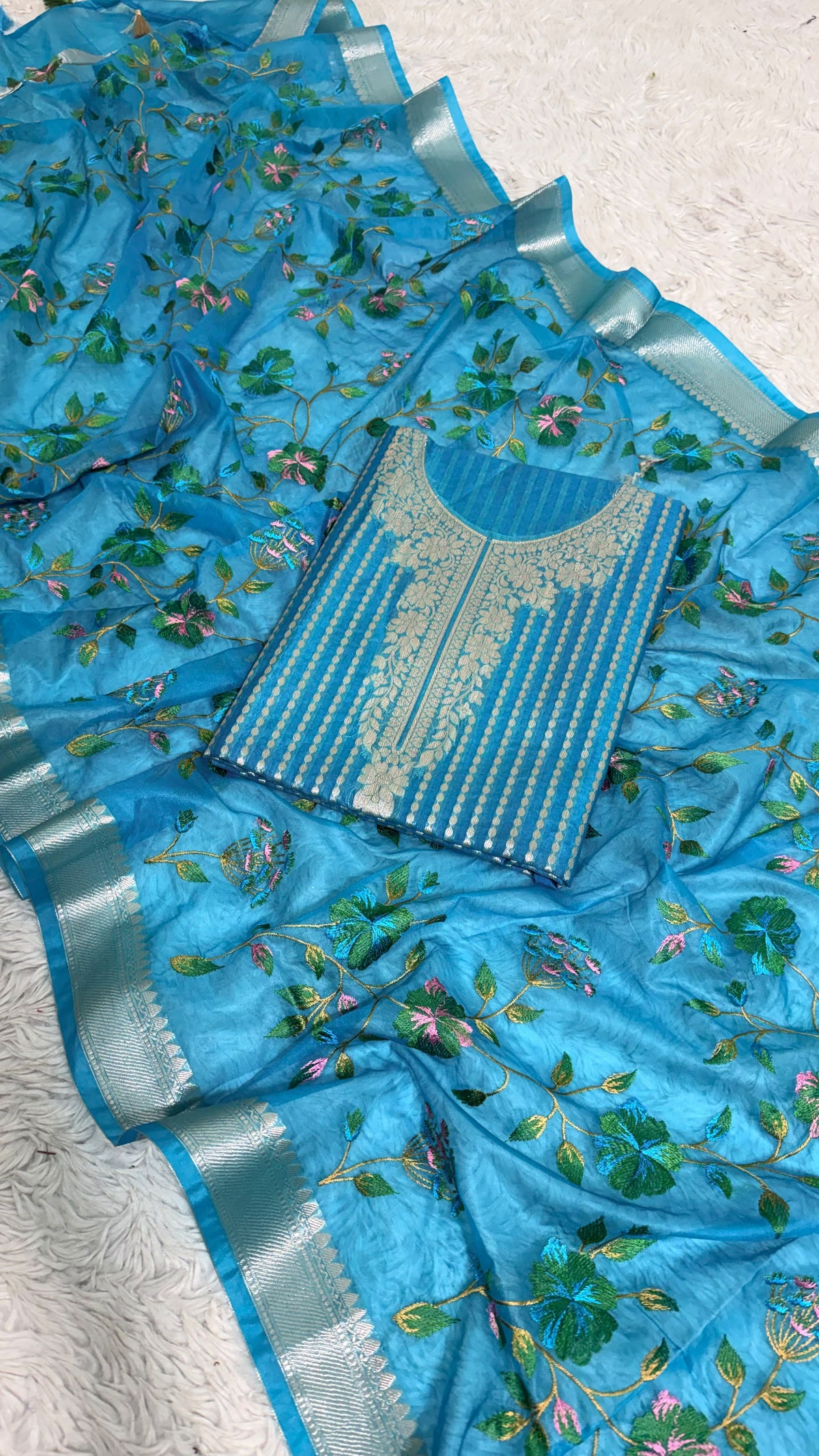 DEEP CYAN BLUE EMBROIDERED SUIT