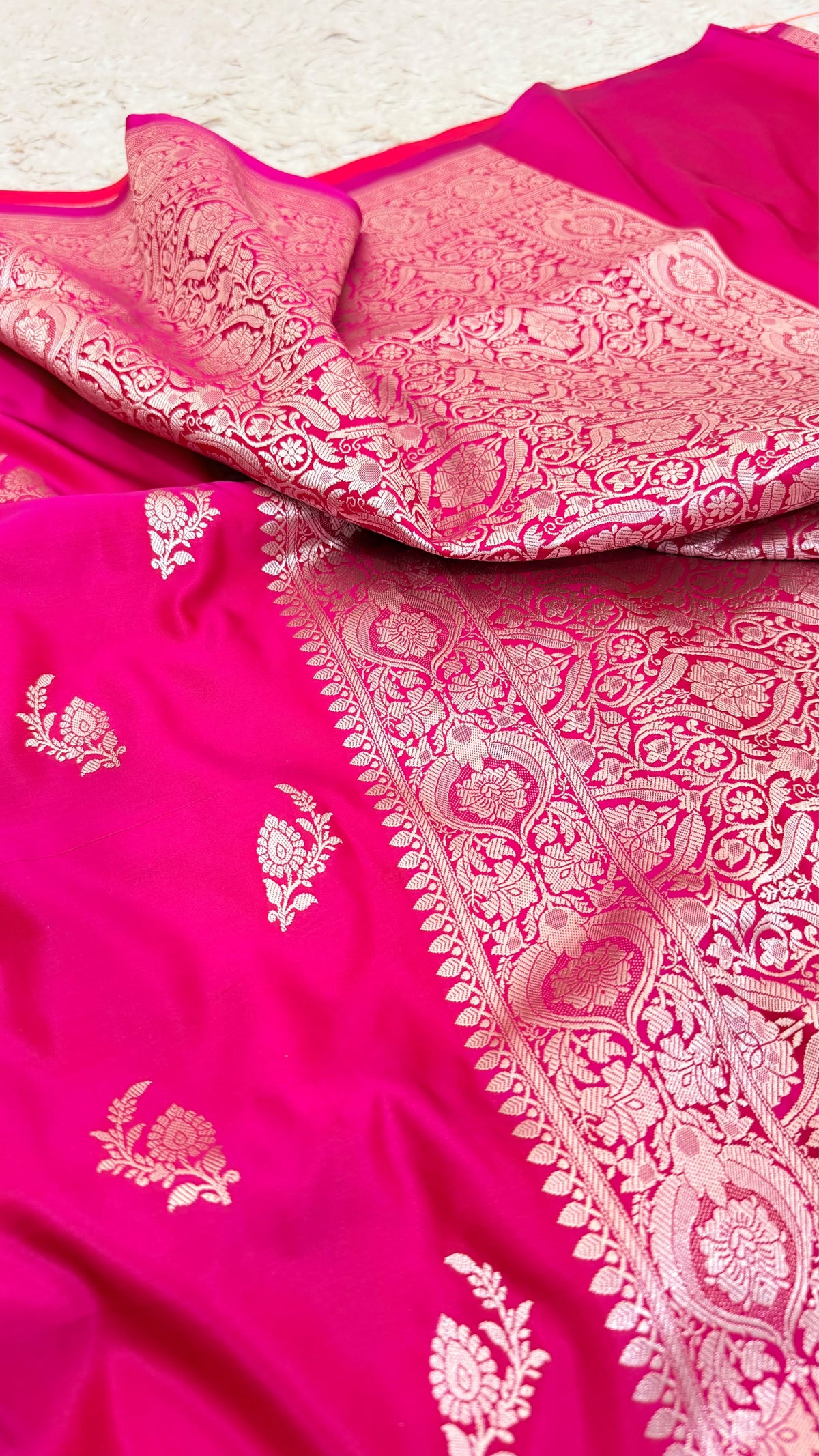 RANI PINK BUTI MASHRU KATAAN SILK