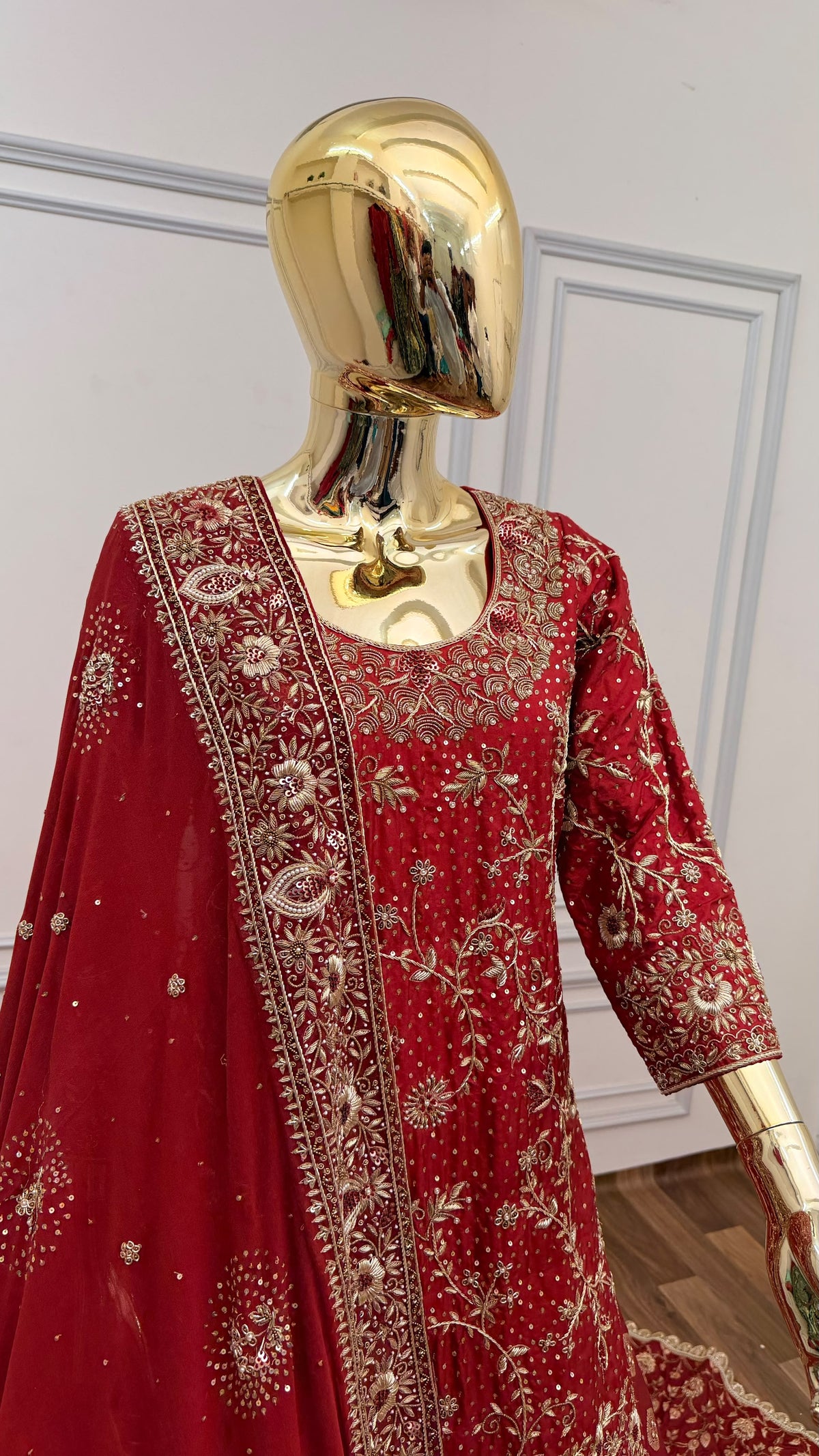 MAROON SIGNATURE BRIDAL FARSHI