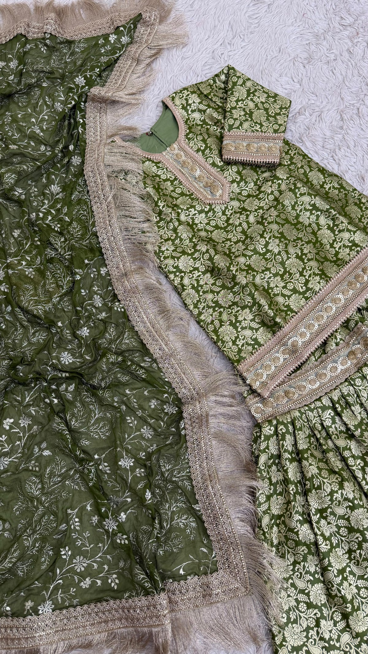 MEHENDI BANARASI TOP GHARARA
