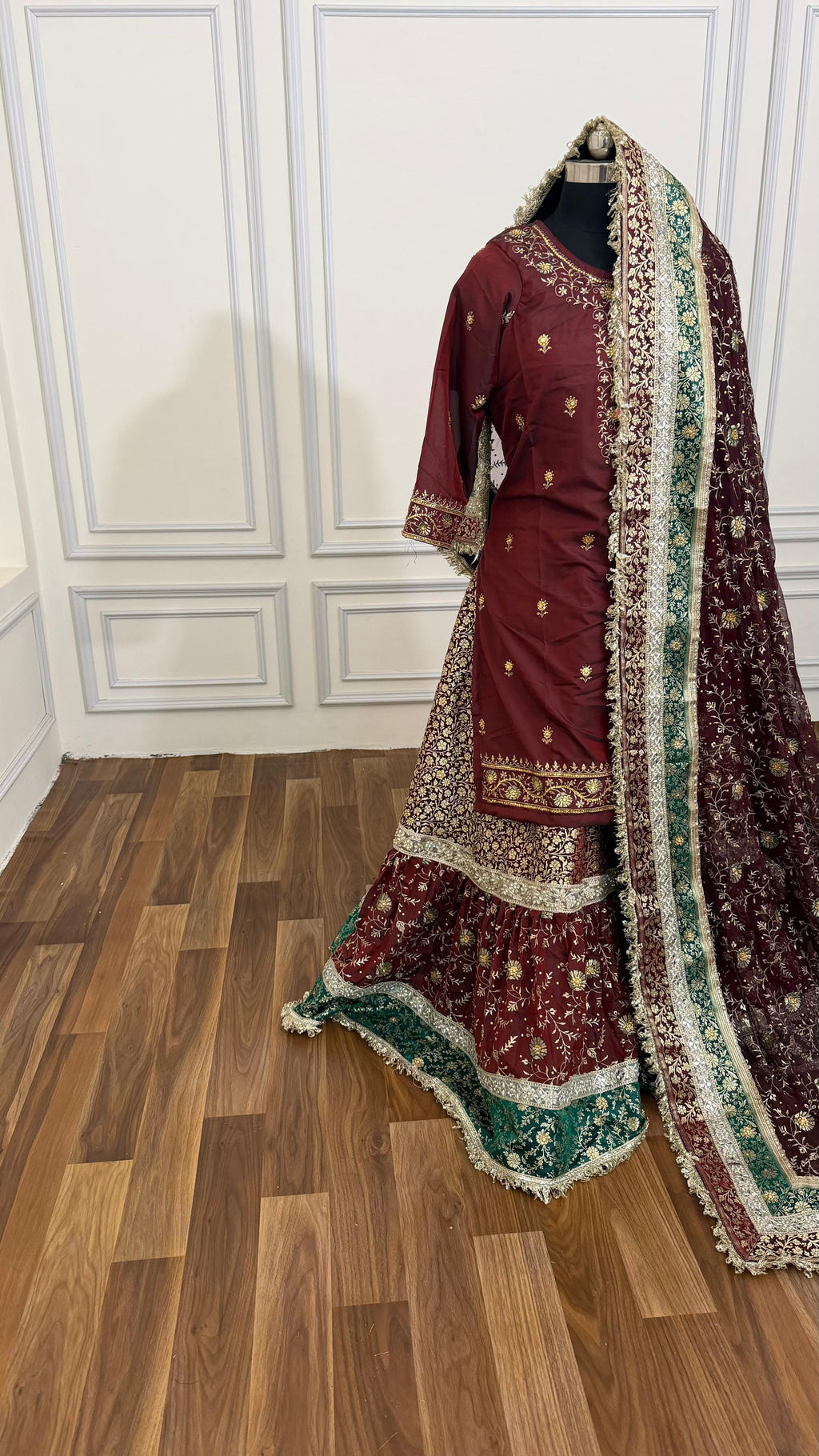 Deep maroon shade contrast farshi lahenga