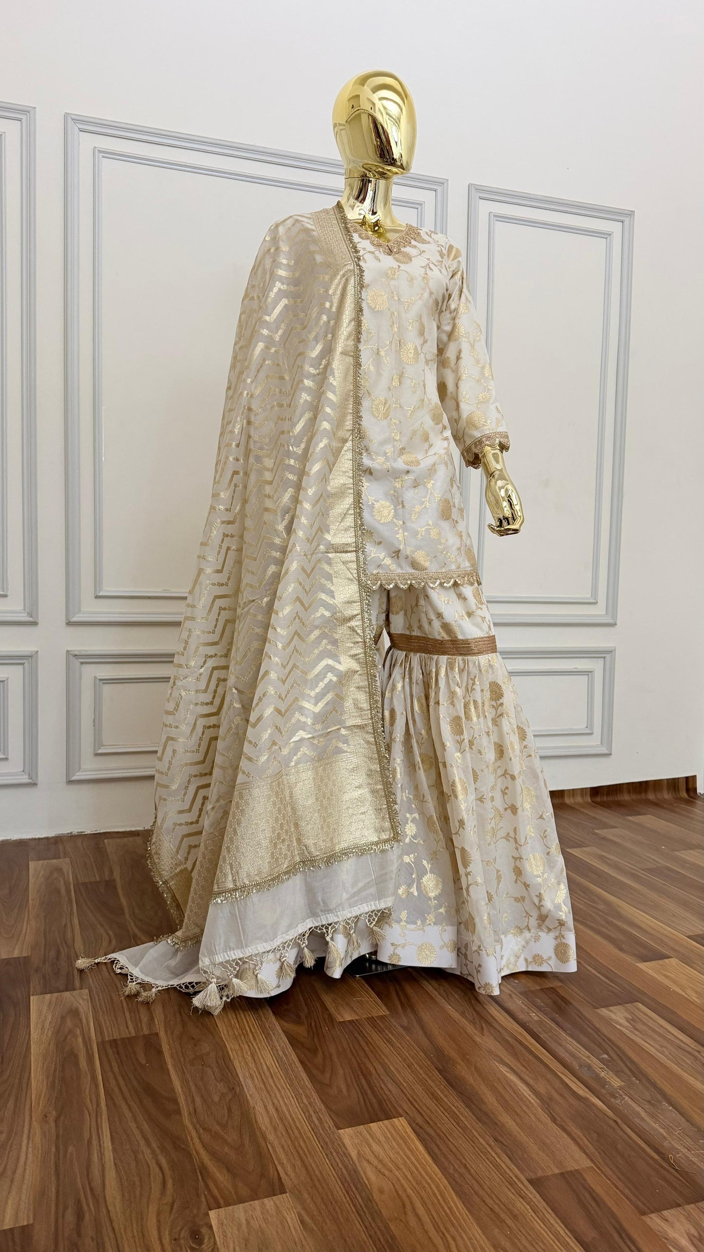 SUMMER SPECIAL OFF-WHITE GHARARA
