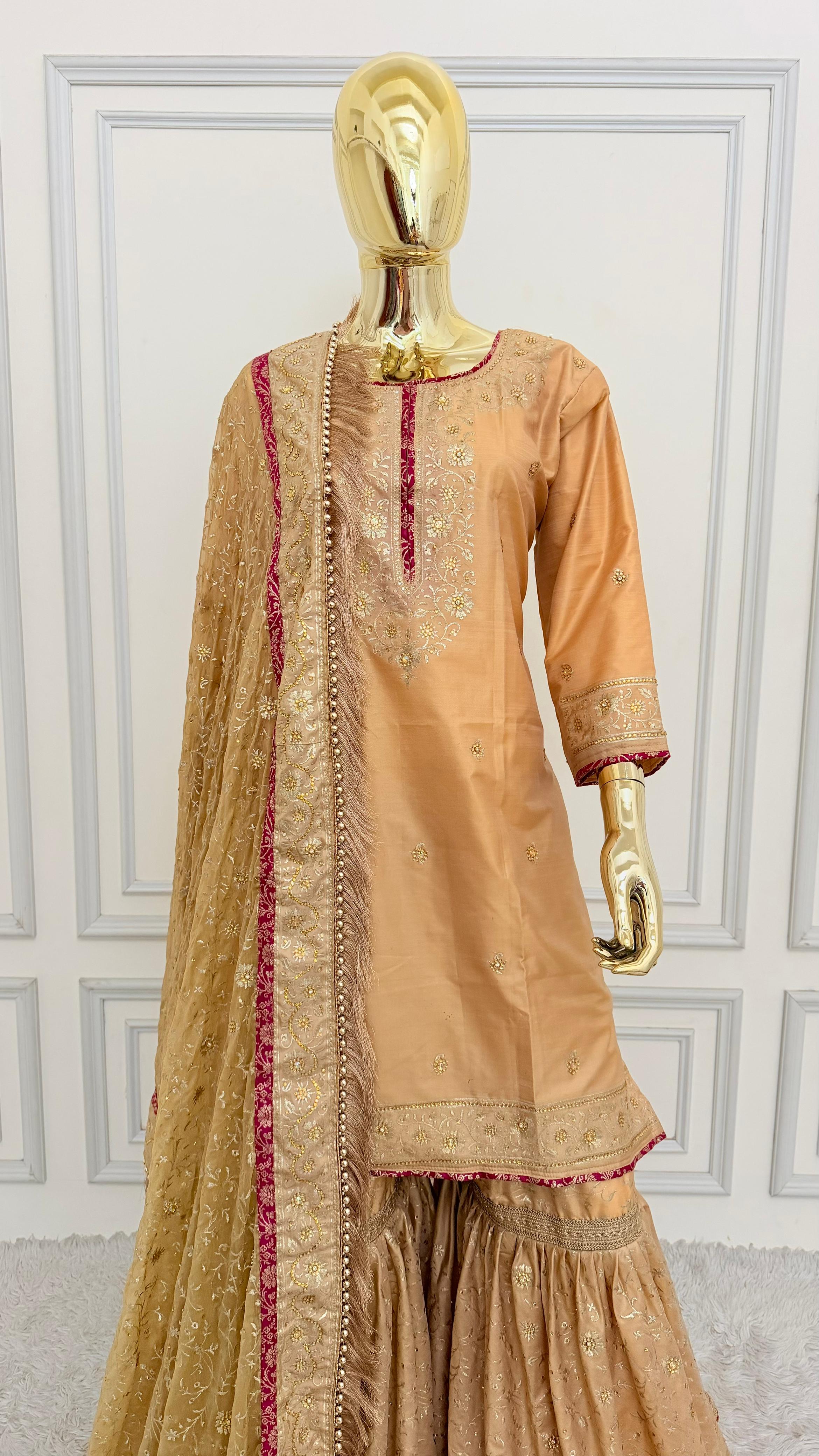 CONTRAST PIPING GHARARA