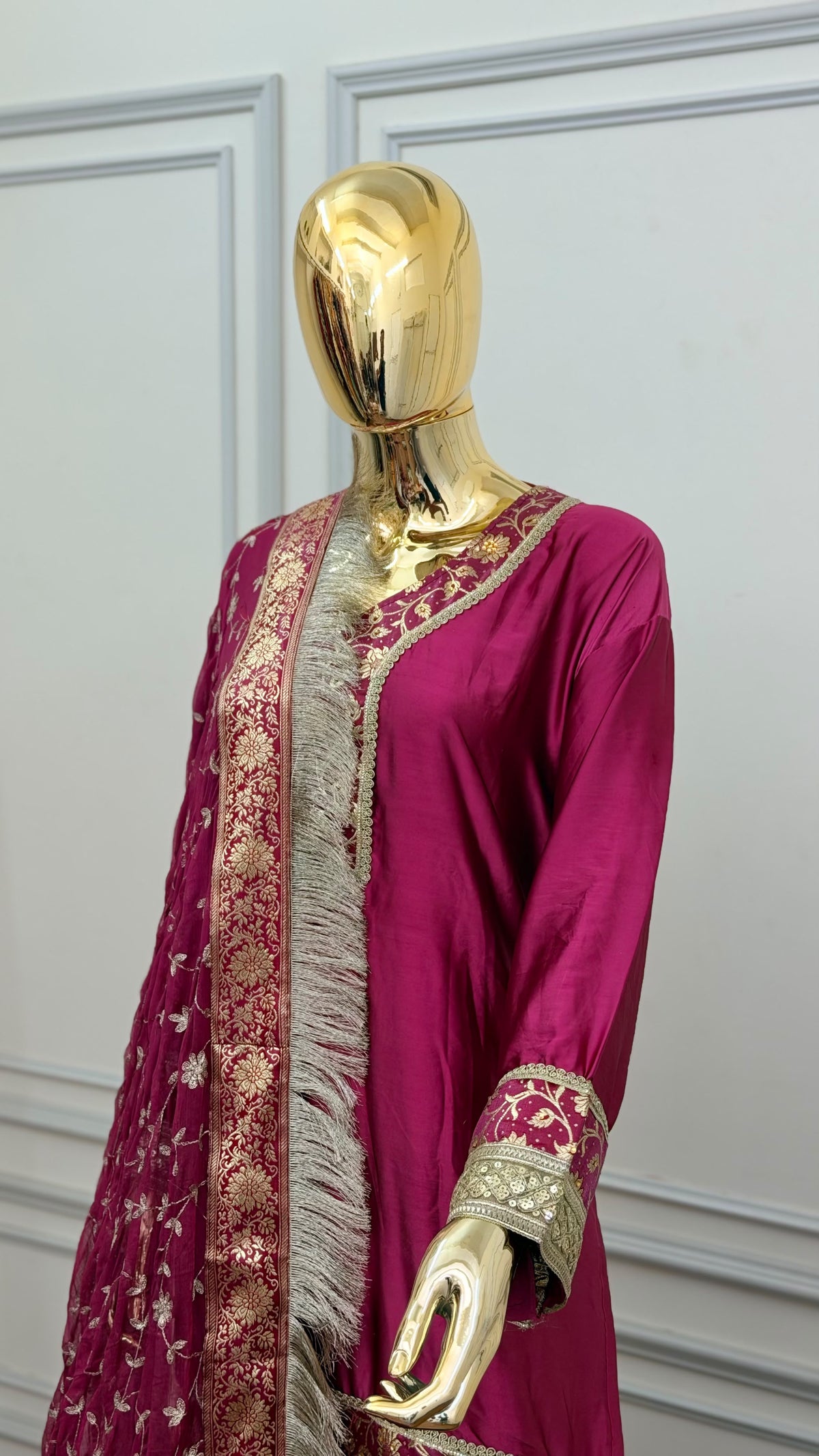 PYAJI KIMKHAB GHARARA