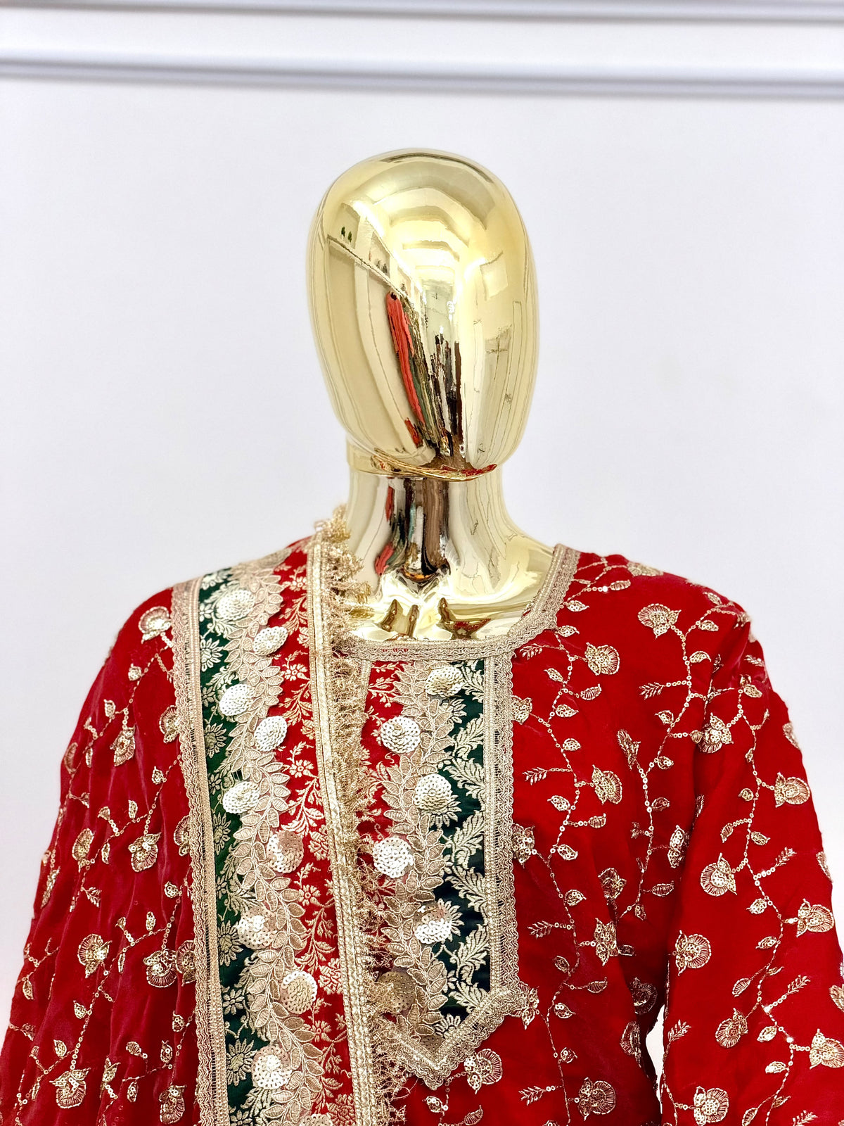 CINOBER SHADE RAMPURI GHARARA