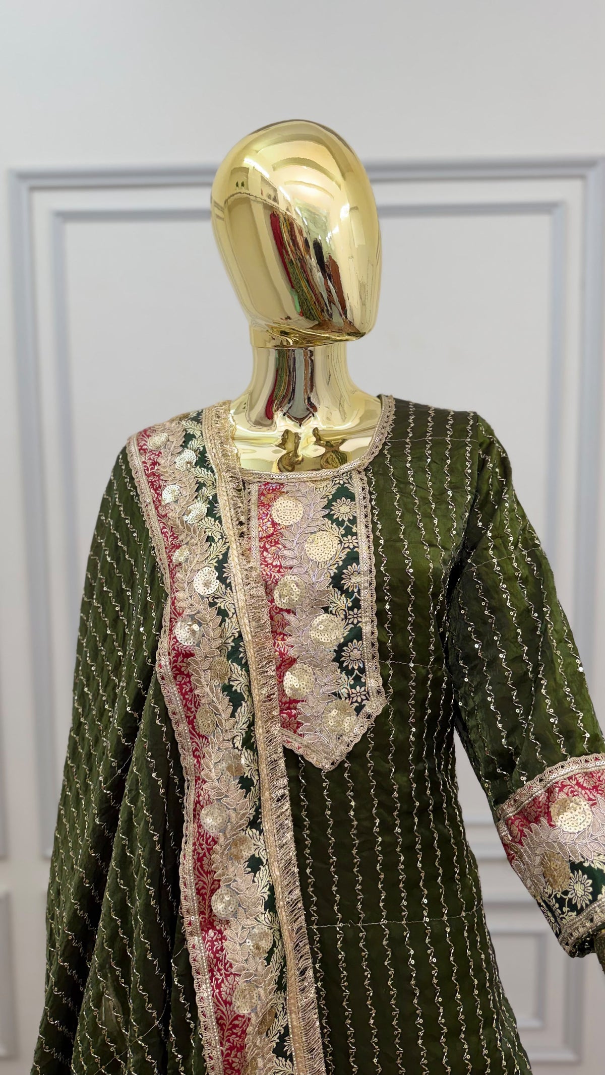 DARK MEHENDI DIAGONAL DESIGN RAMPURI GHARARA