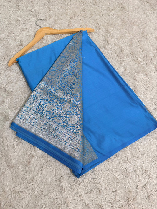 AZURE BLUE COLOR UNADORN SAREE