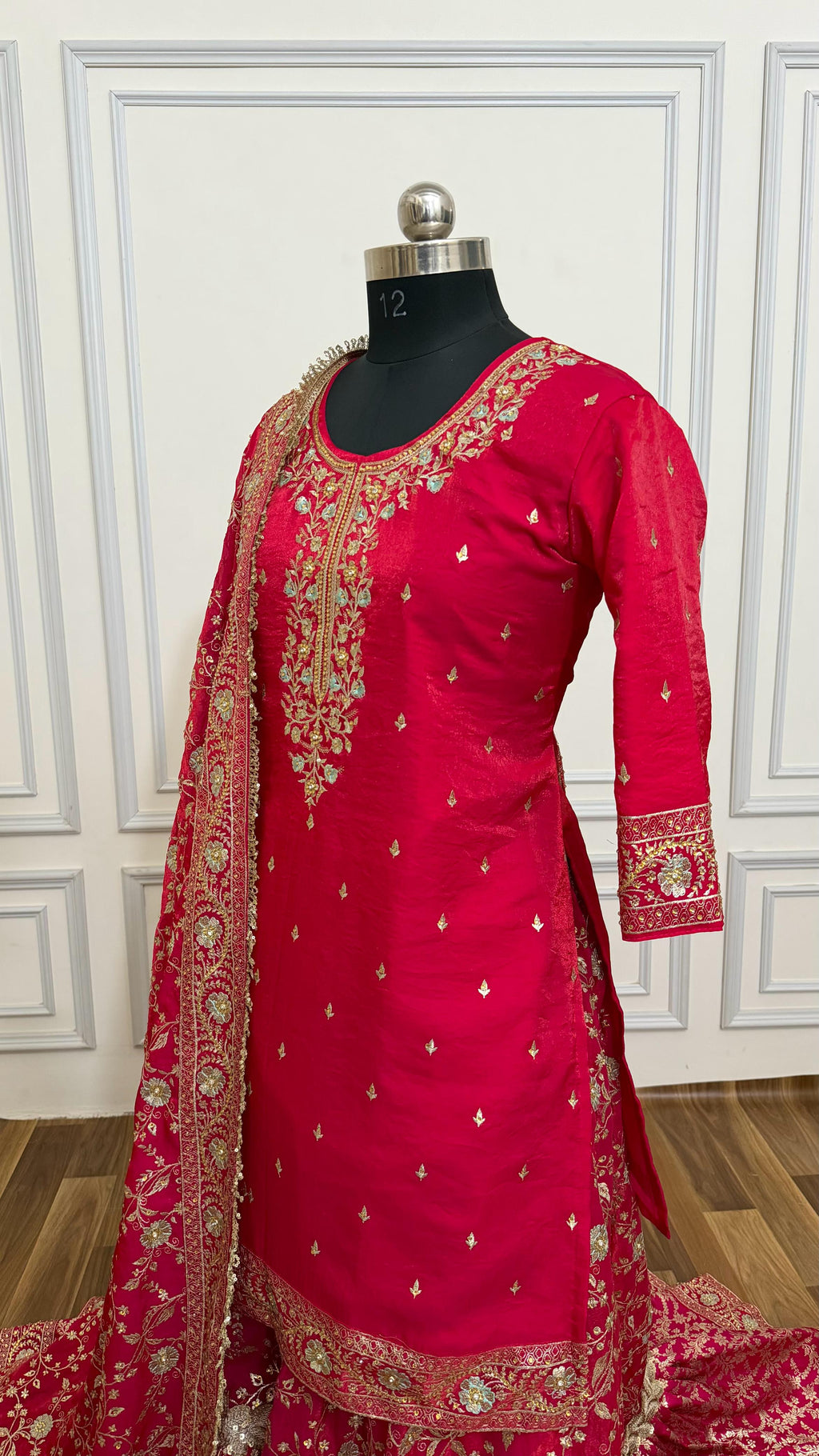 Deep pink Italian shimmer based farshi