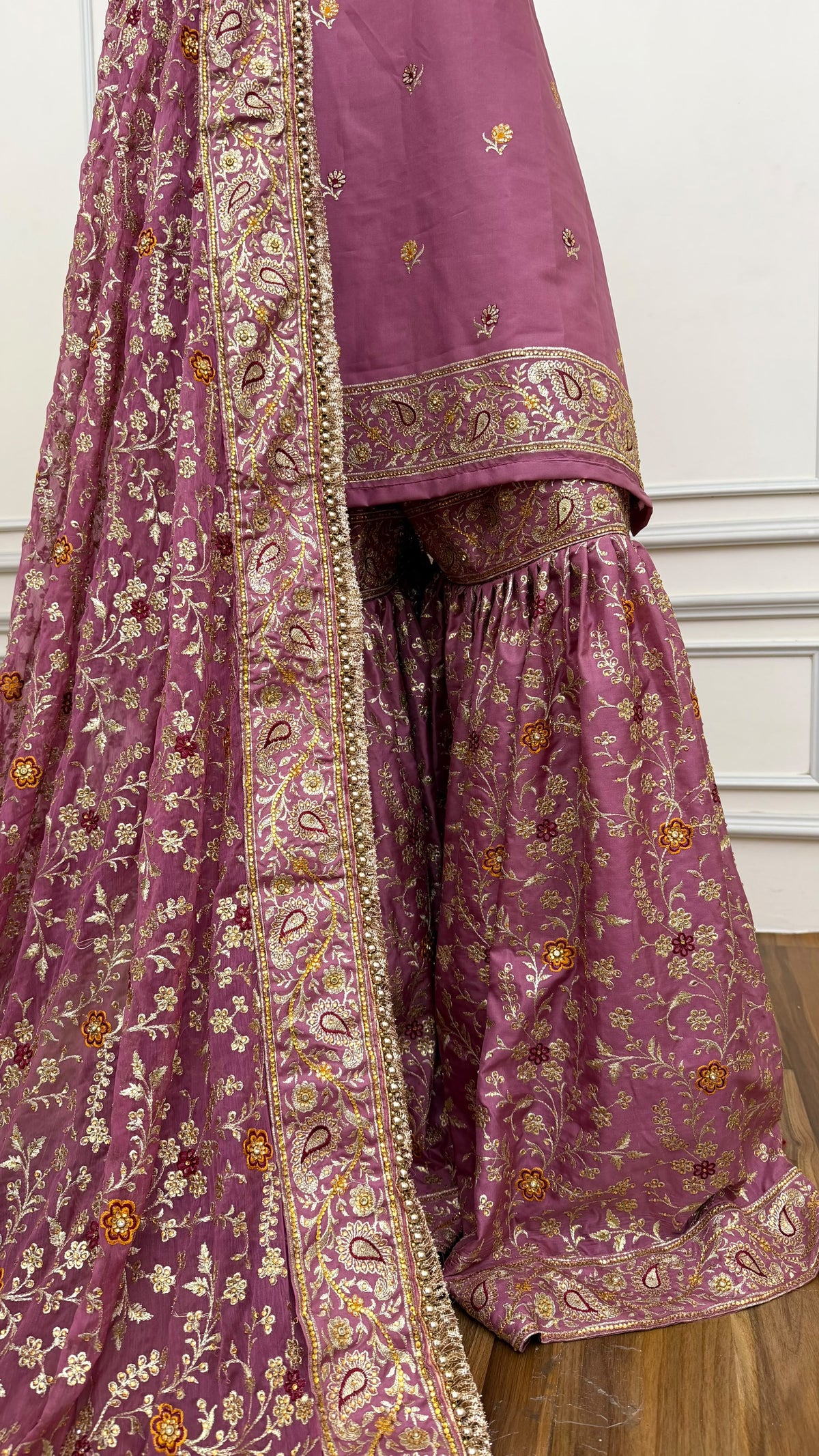 BRIGHT ORCHID HEAVY KUNDAN GHARARA