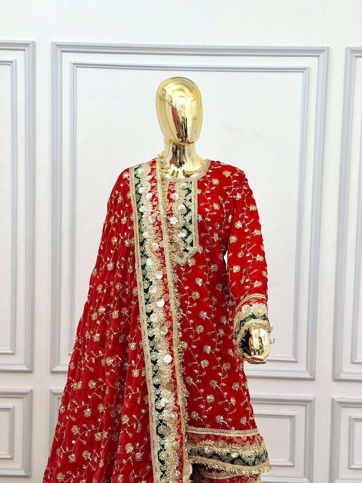 CINOBER SHADE RAMPURI GHARARA