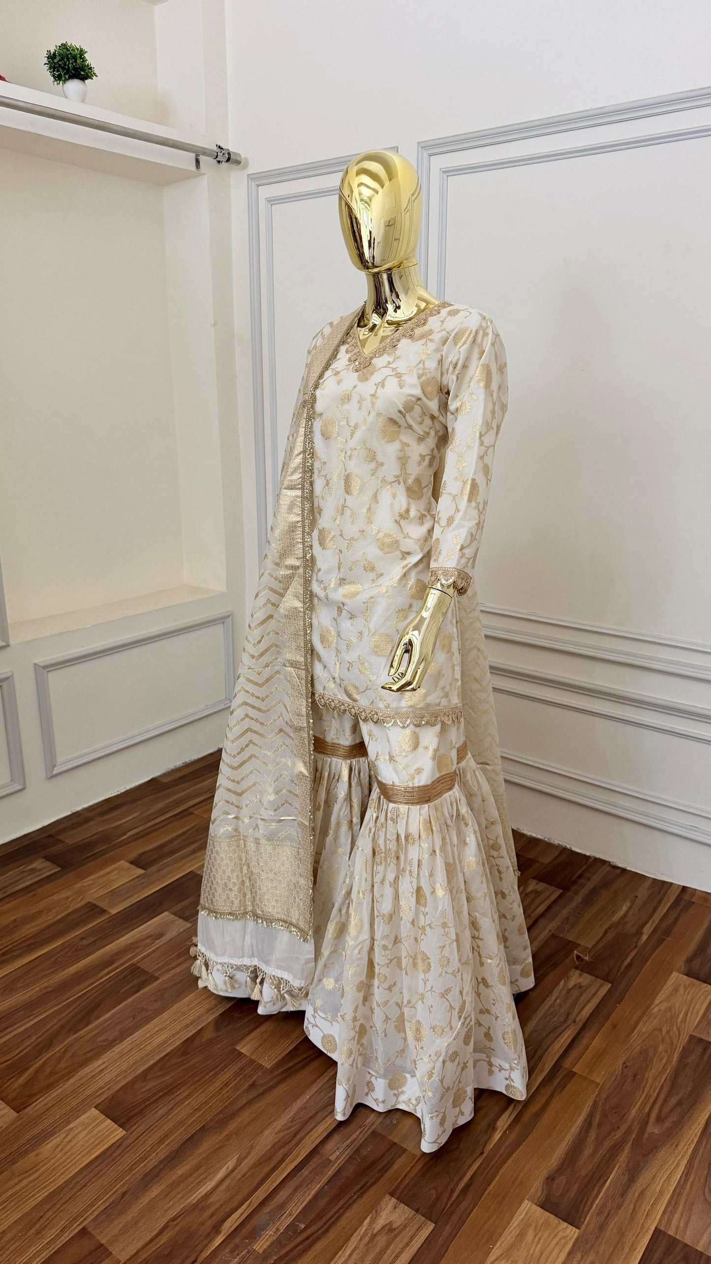 SUMMER SPECIAL OFF-WHITE GHARARA