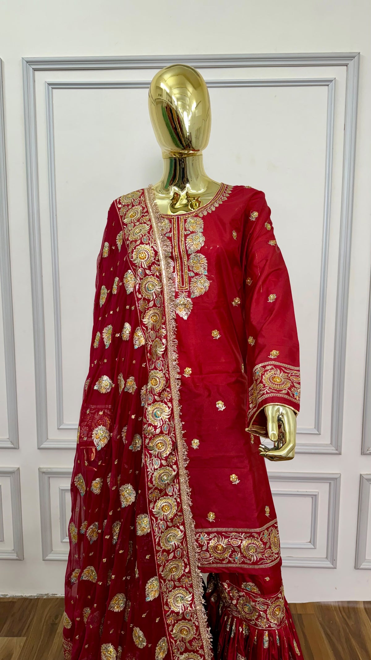 BRIGHT MAROON MEENEDAR BOOTA GHARARA