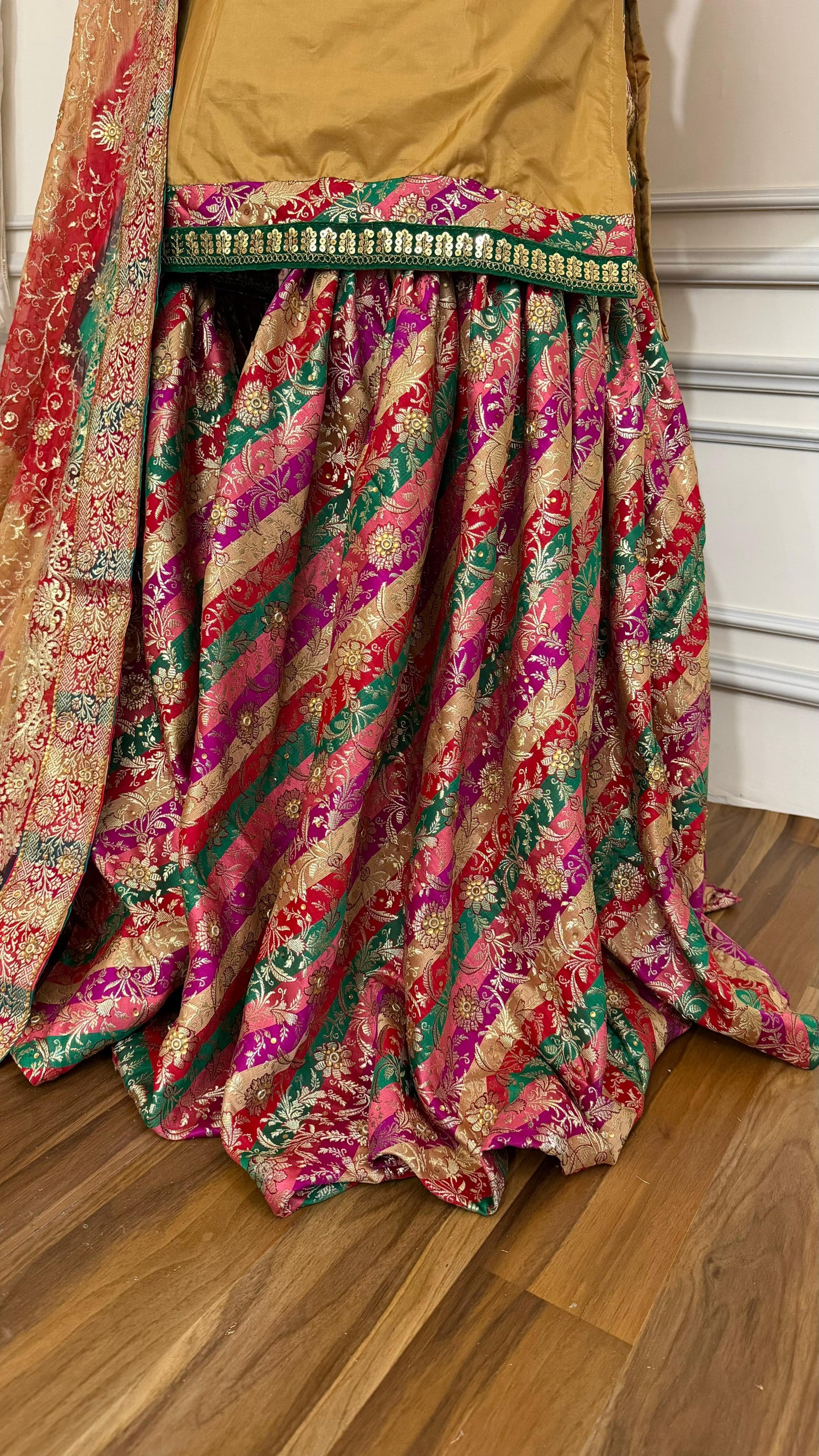 MULTI STRIPE CHATAPATI GHARARA