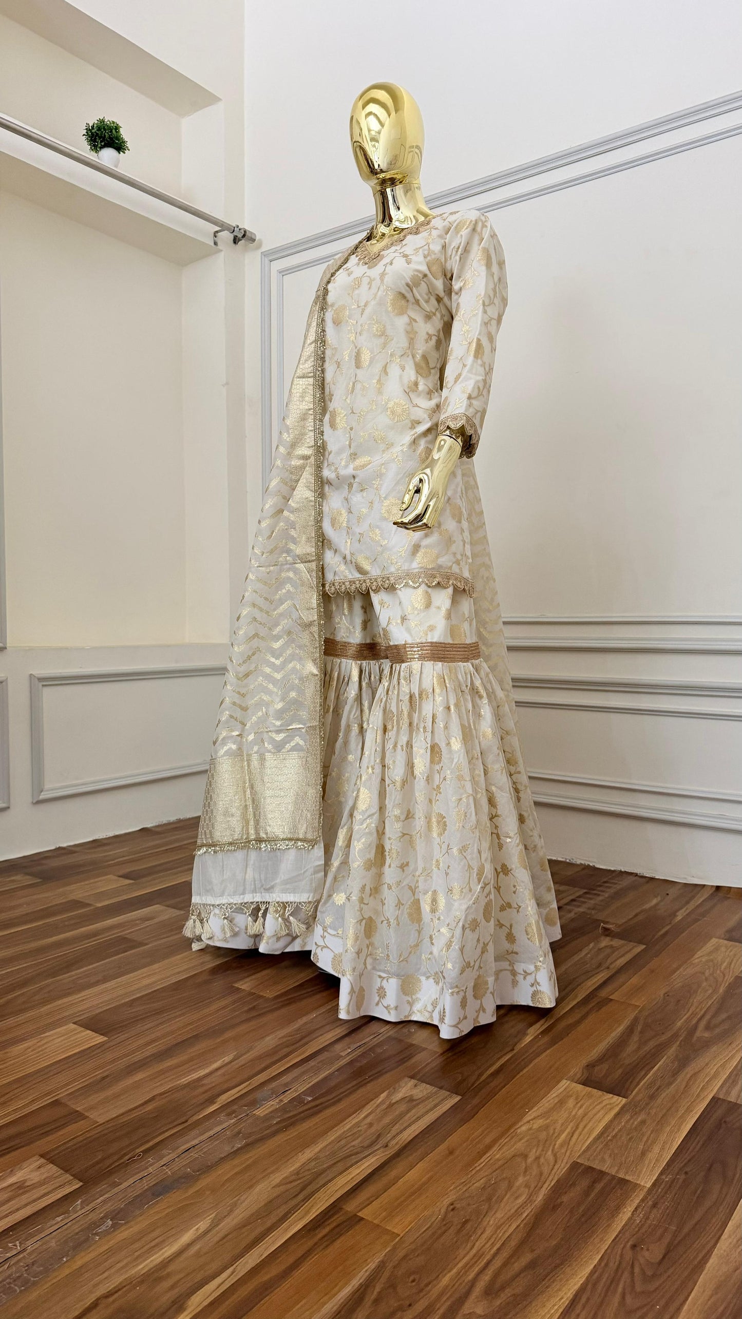SUMMER SPECIAL OFF-WHITE GHARARA