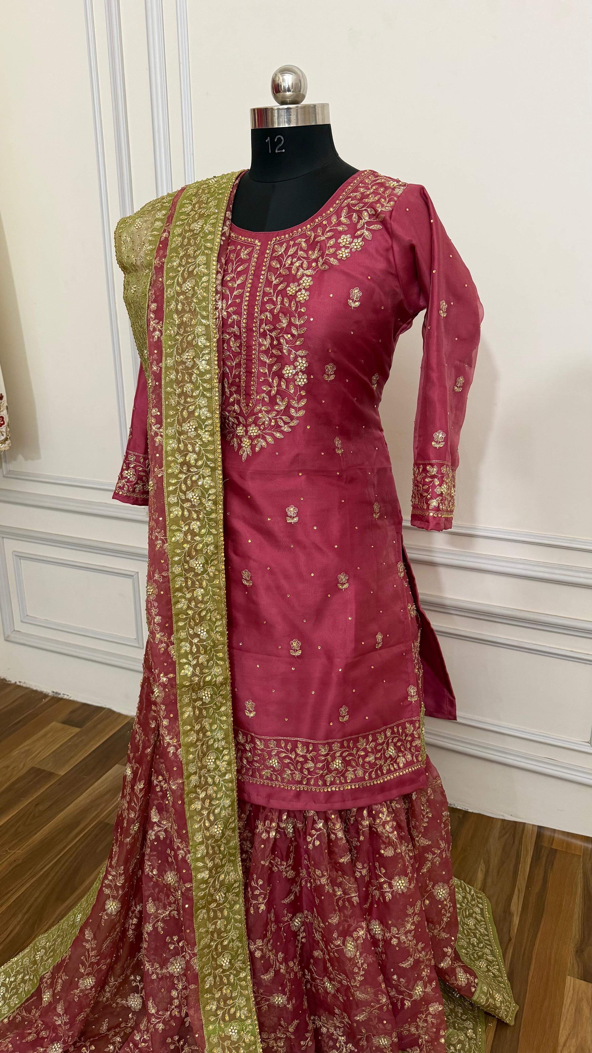 DARK ORCHID PISTA COLOR GHARARA