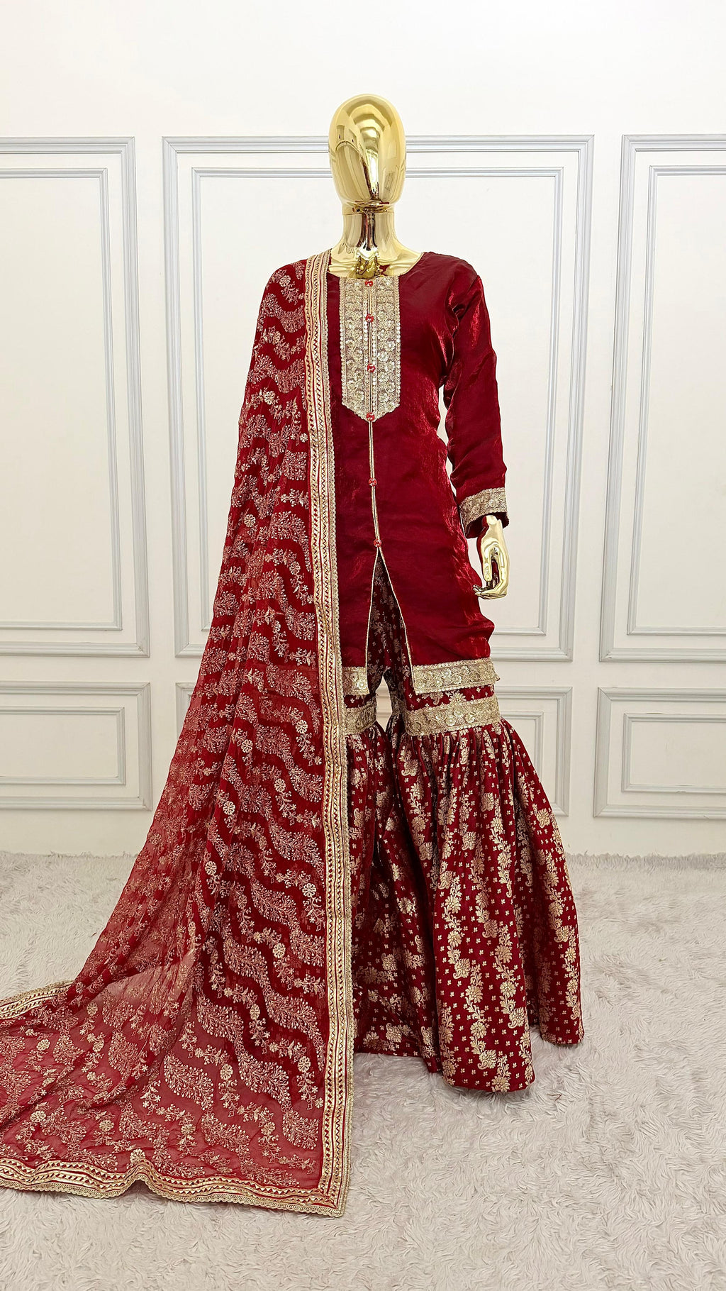 UNFUSSY GHARARA