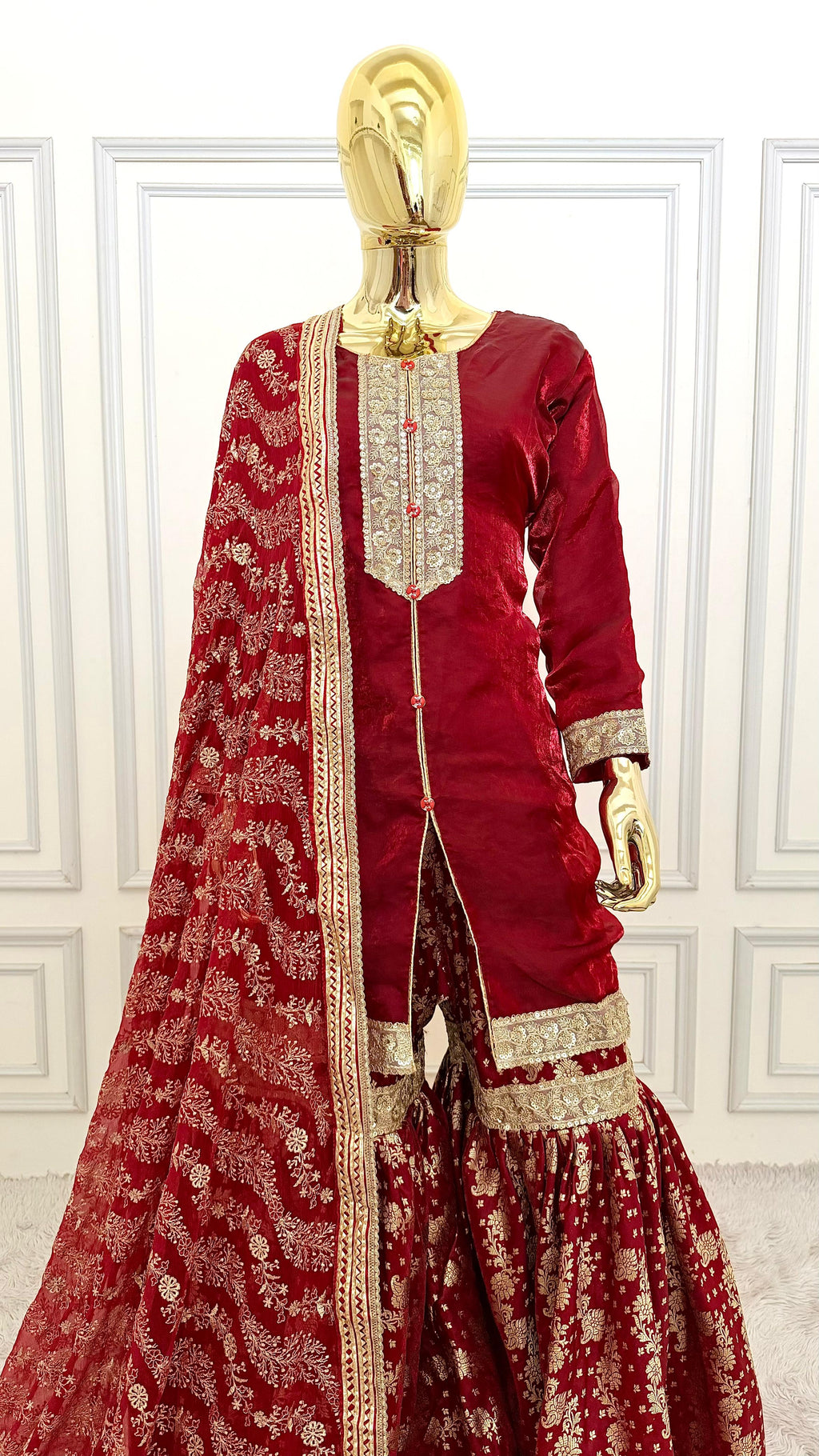 UNFUSSY GHARARA