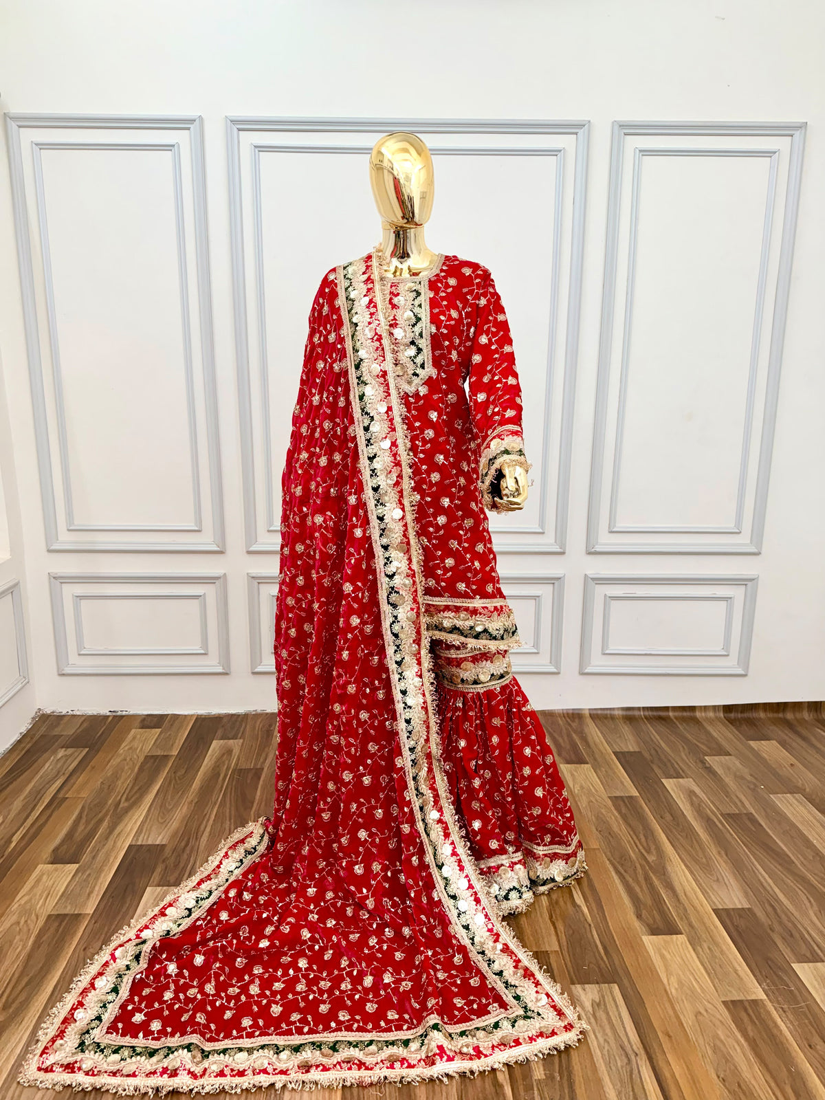CINOBER SHADE RAMPURI GHARARA