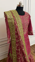 DARK ORCHID PISTA COLOR GHARARA