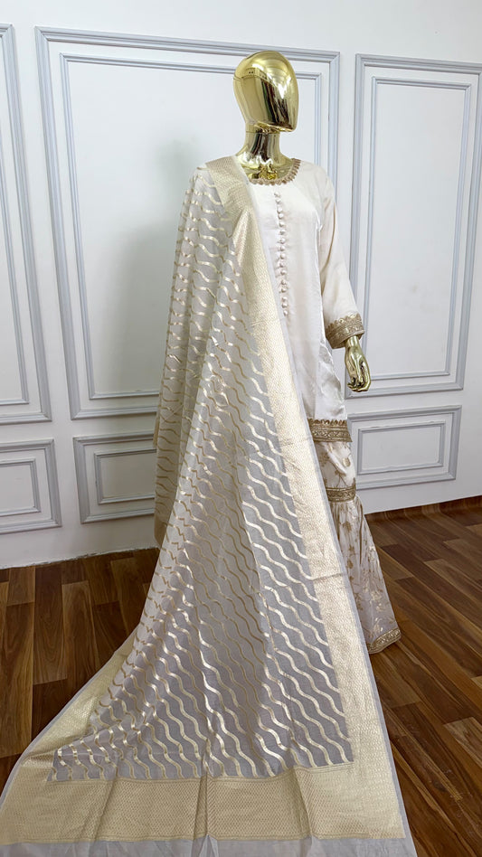 BANARASI COTTON SILK OFF WHITE GHARARA
