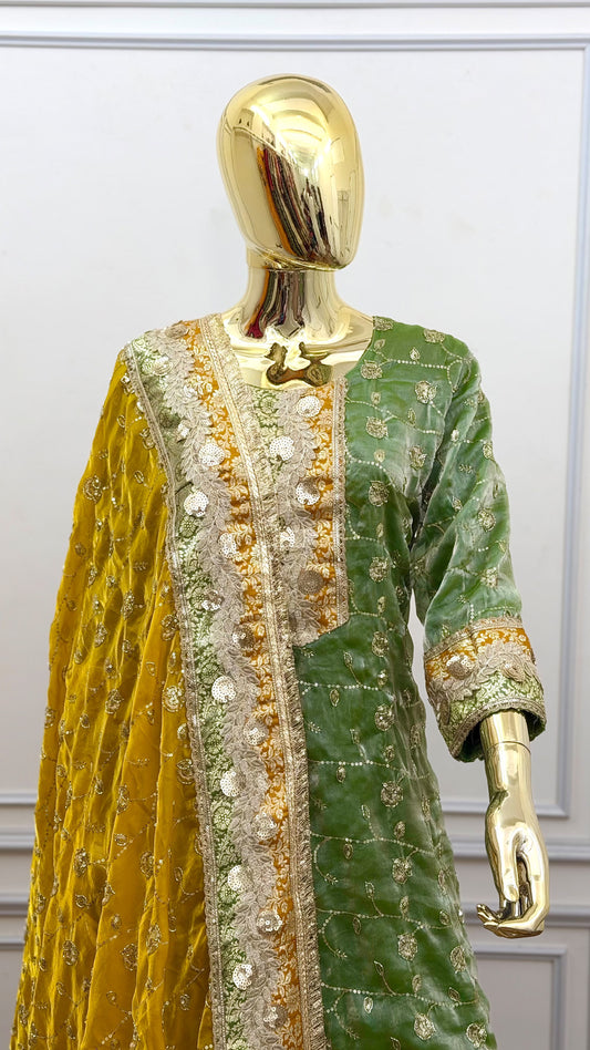 BRIGHT EMERALD GREEN       RAMPURI GHARARA