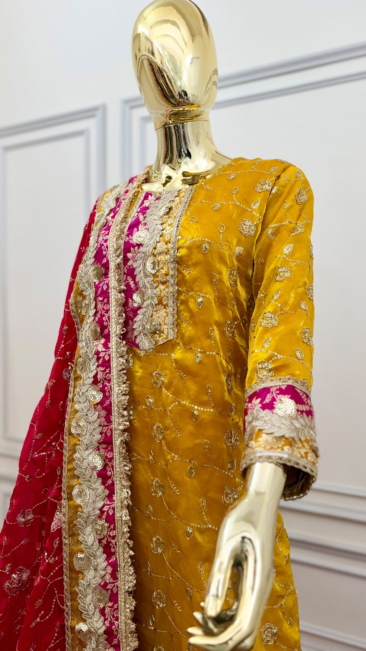 DEEP RAANI  Yellow RAMPURI GHARARA
