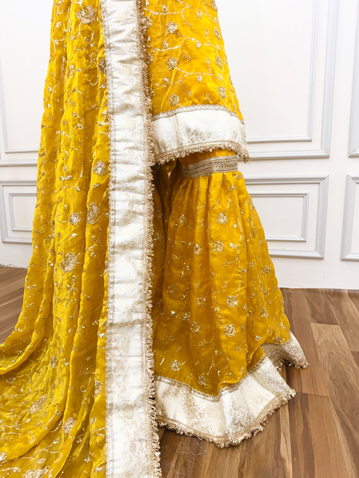 MIMOSA SHADE CONTRAST GHARARA
