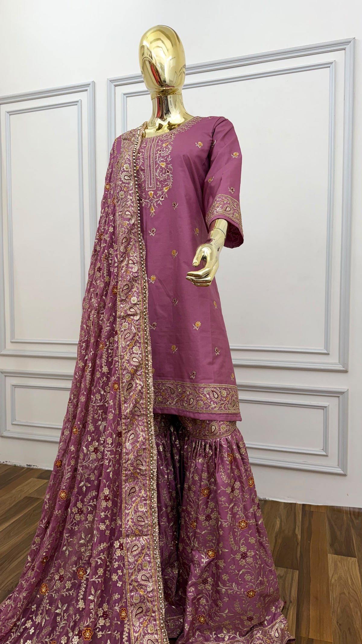 BRIGHT ORCHID HEAVY KUNDAN GHARARA