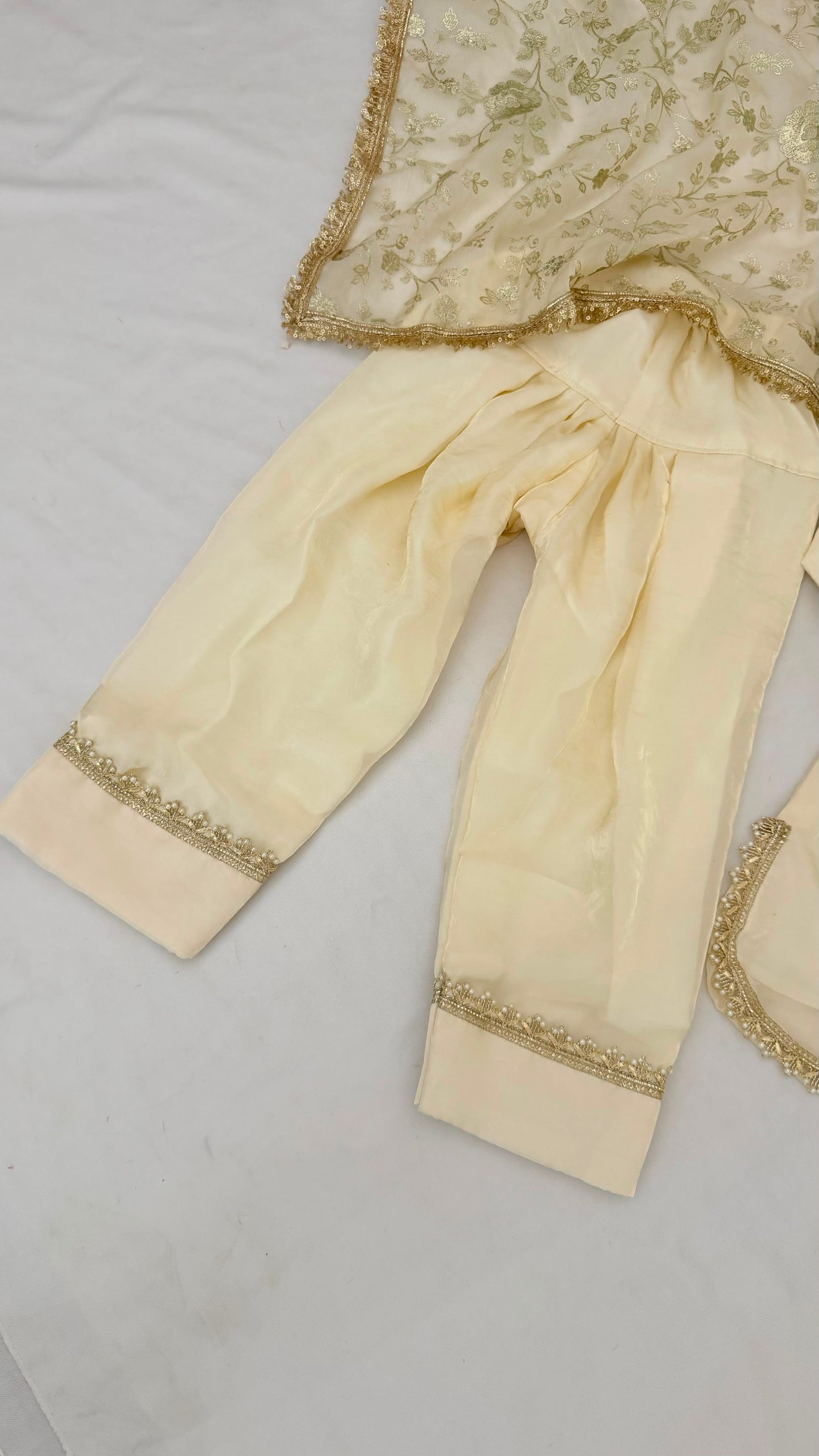 OFF WHITE COLOR KIDS SALWAR SUIT