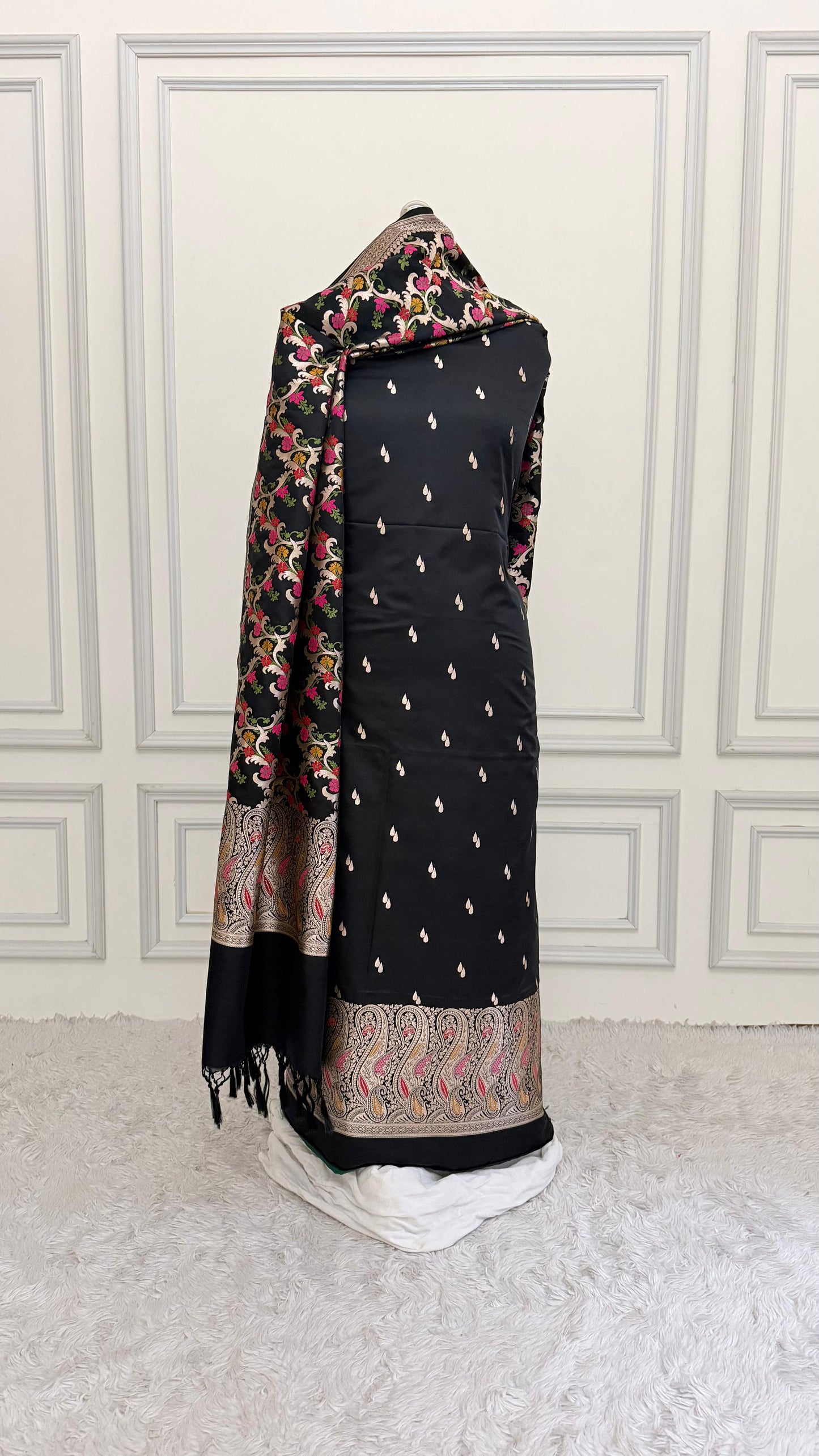 BLACK COLOR MEENEDAR 3 PIECE SUIT