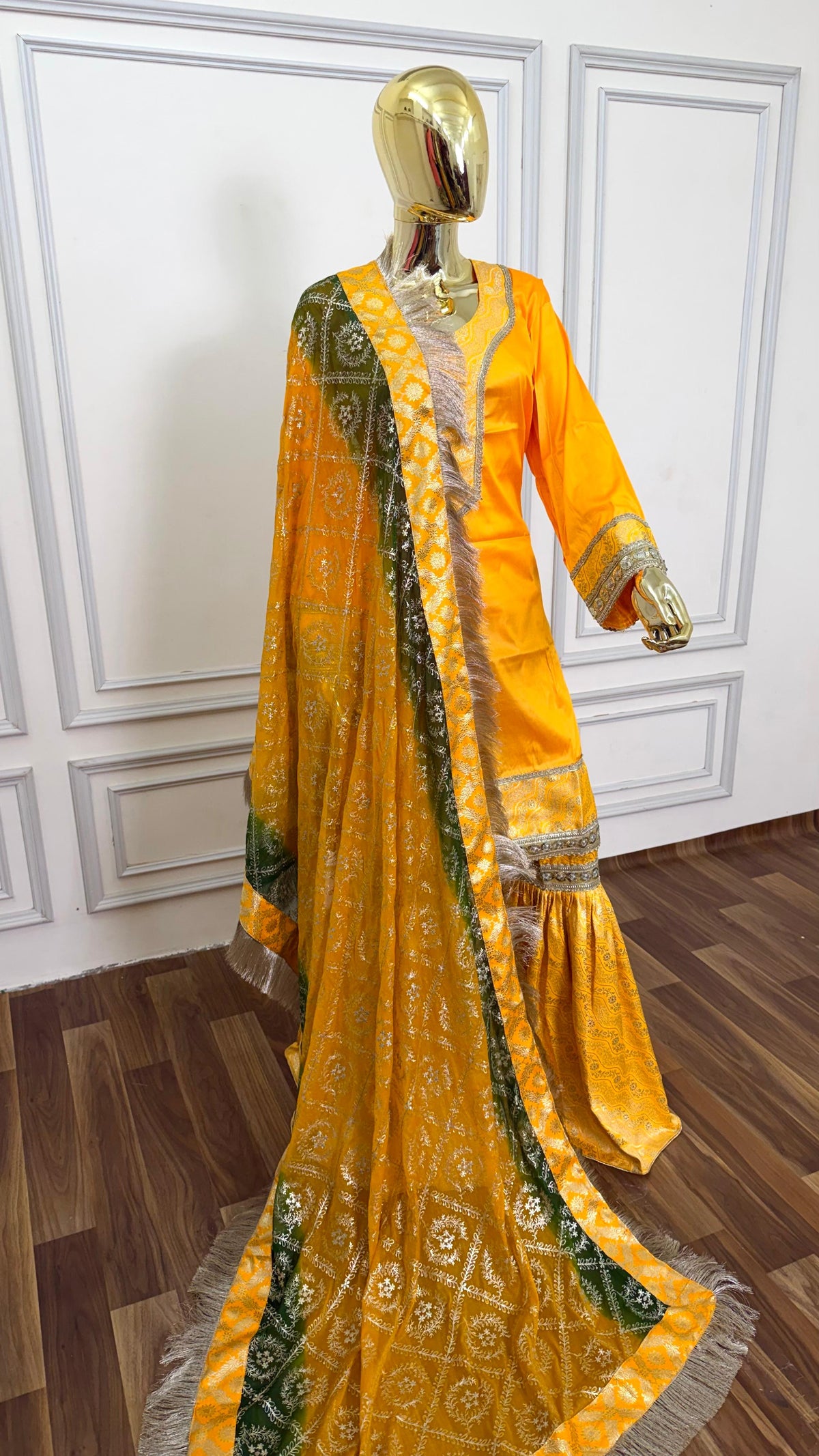 HALDI /MEHANDI SPECIAL GHARARA