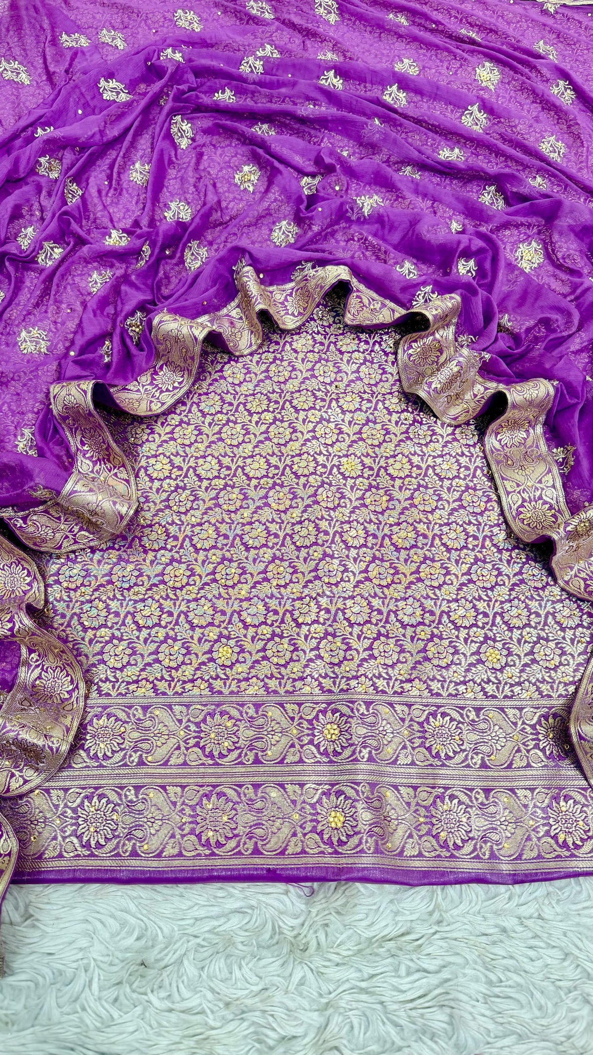 LEVENDER BANARASI KIMKHAB SUIT