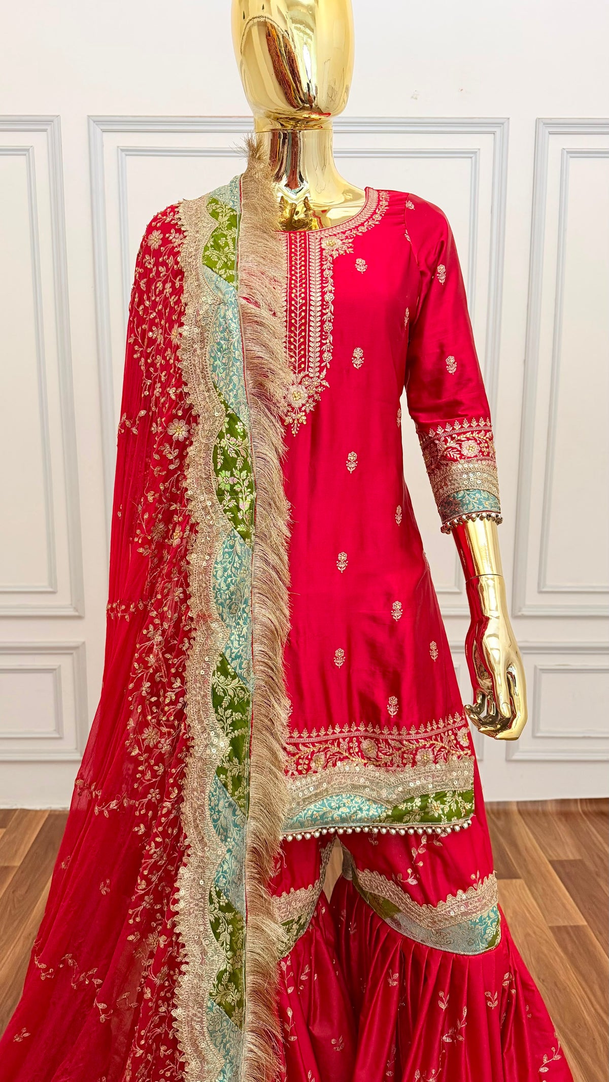BRIGHT RED RAMPURI STYLE GHARARA