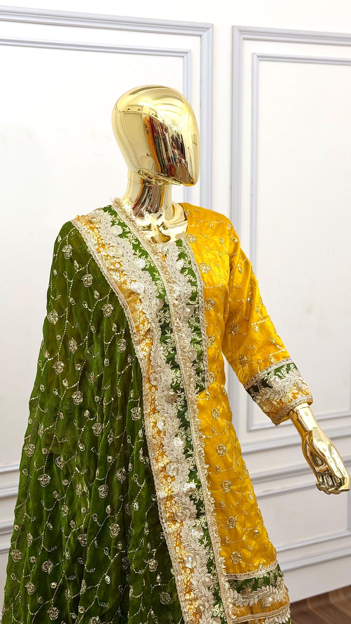 MUSTARD MEHENDI RAMPURI GHARARA
