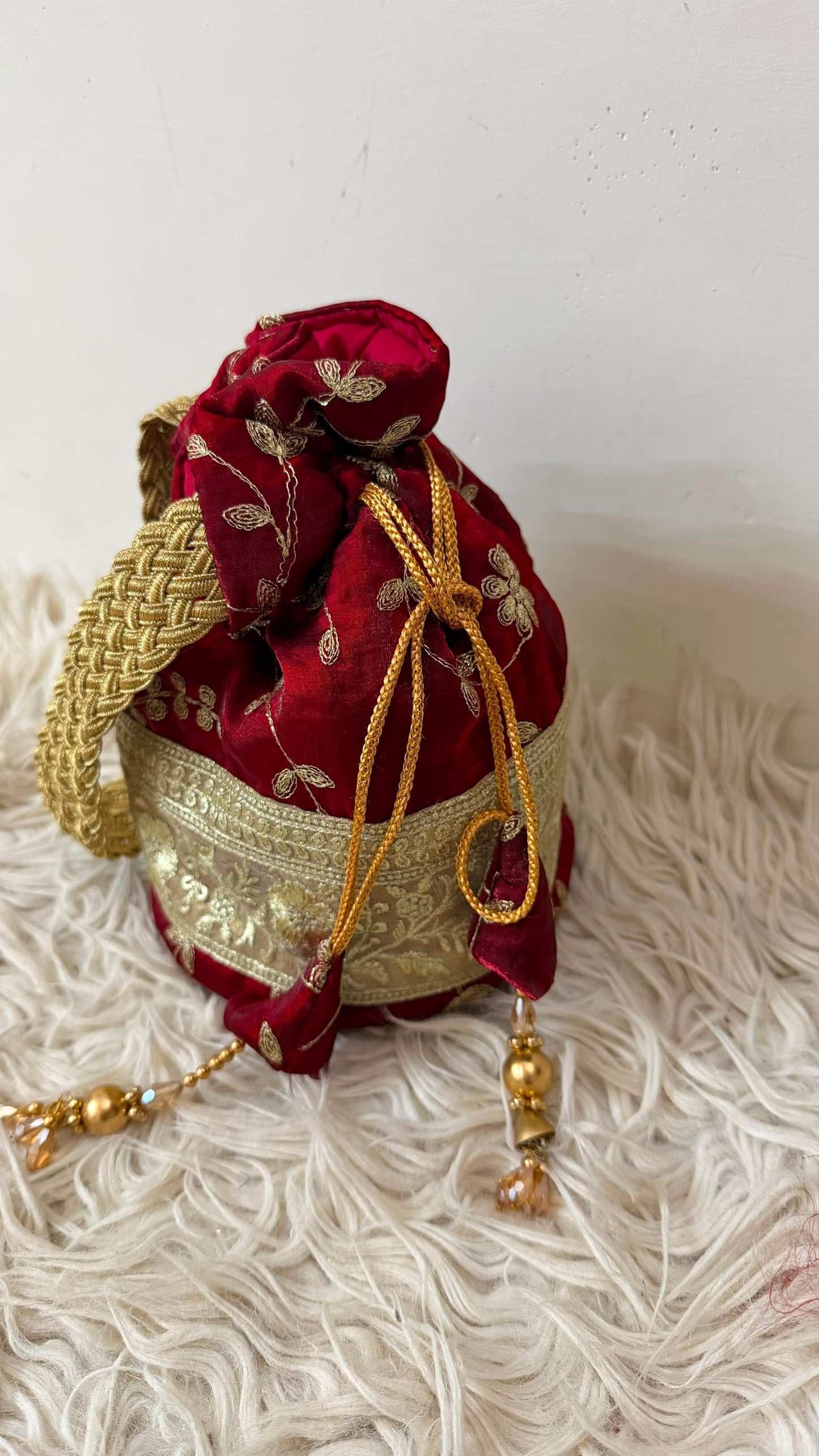 ITALIAN SHIMMER SILK BANARASI POTLI