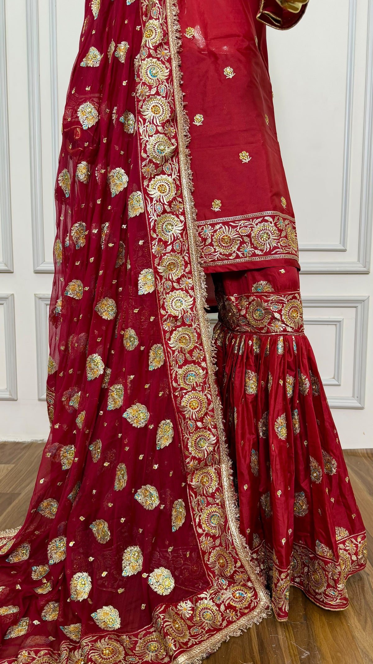 BRIGHT MAROON MEENEDAR BOOTA GHARARA