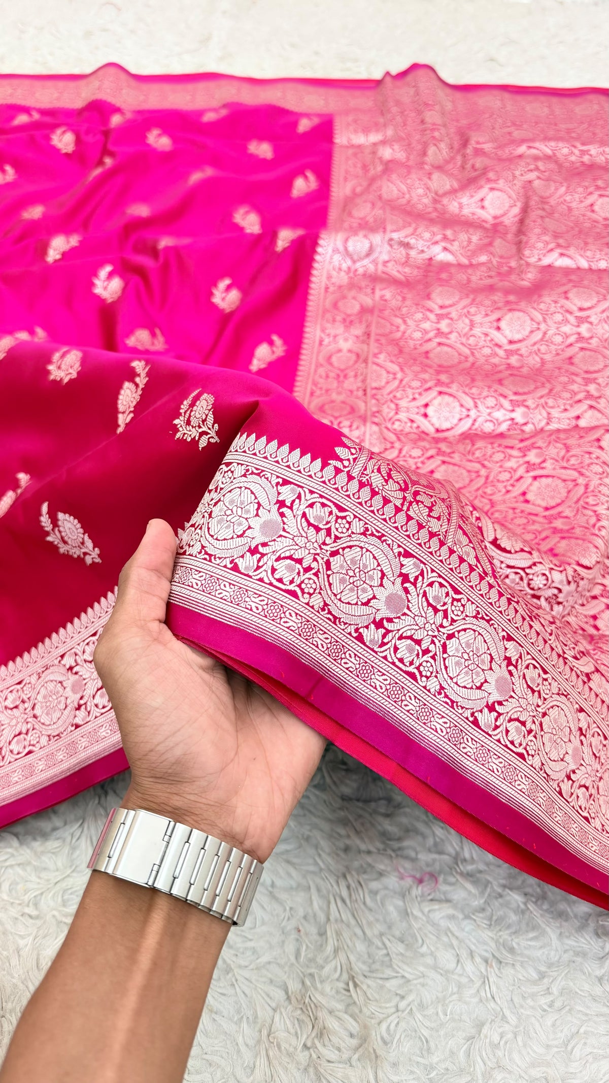RANI PINK BUTI MASHRU KATAAN SILK