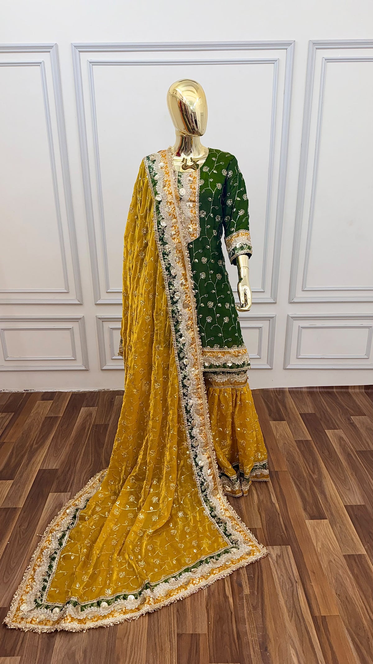 MEHENDI MUSTARD RAMPURI GHARARA