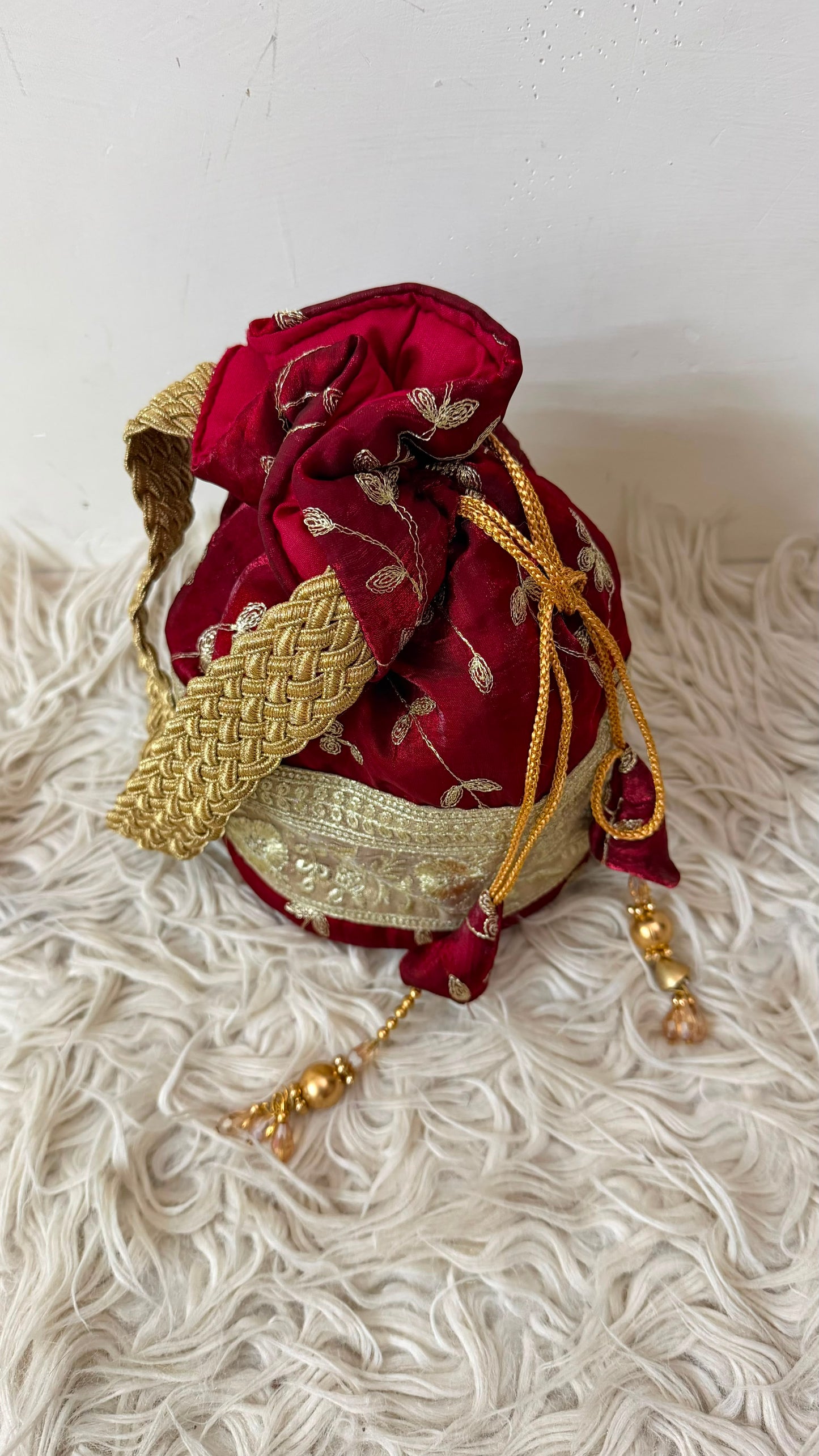 ITALIAN SHIMMER SILK BANARASI POTLI